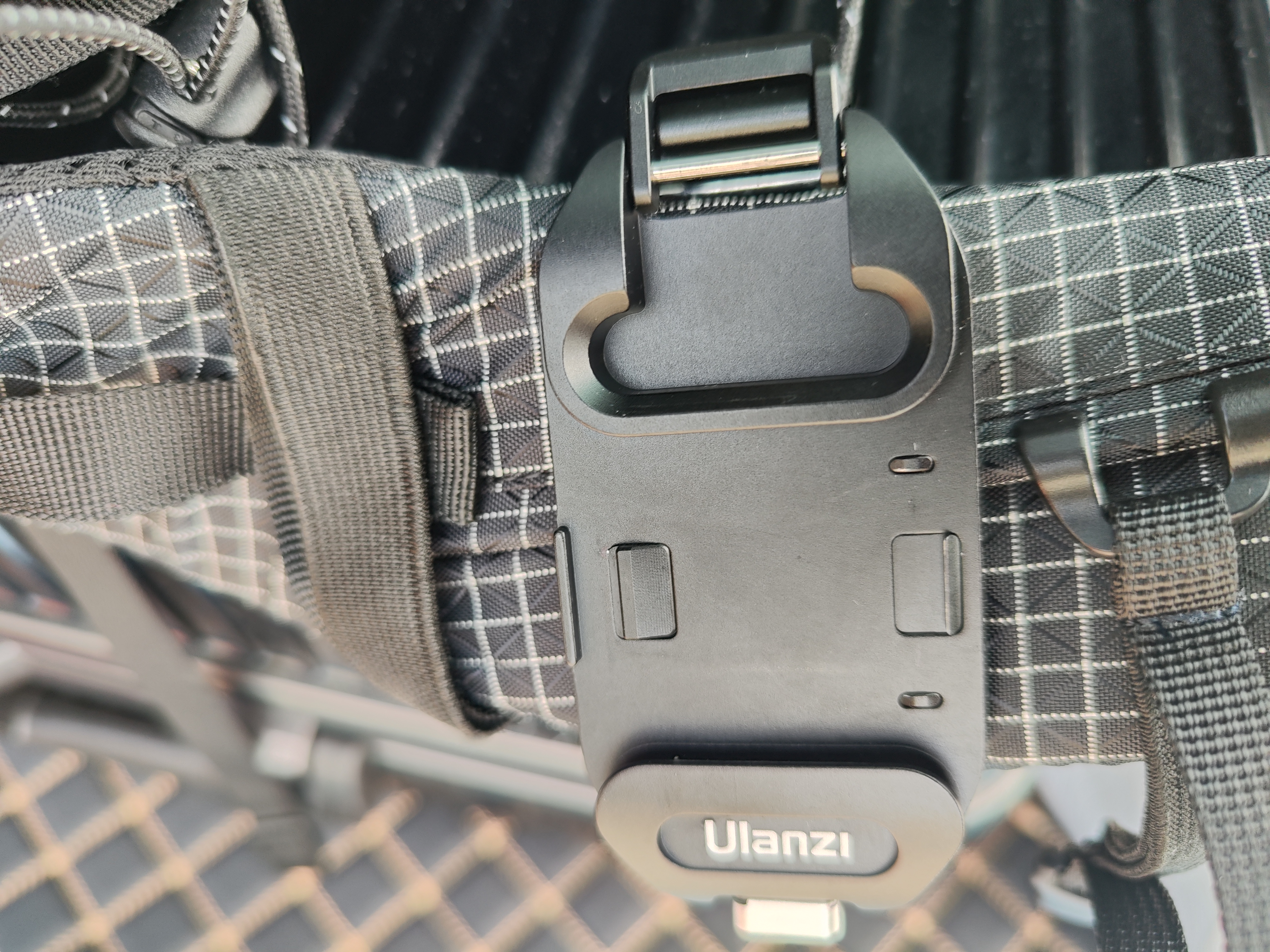优篮子 【ulanzi】UKA01 Uka背包肩带快装套件快拆快装板单反相机三脚架稳定器滑轨外接拓展摄影通用配件 UKA07 背包快挂套件 晒单实拍图