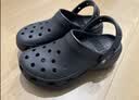 卡骆驰（CROCS）新款厚底云朵洞洞鞋送女友礼物206750 黑色   37-38 实拍图