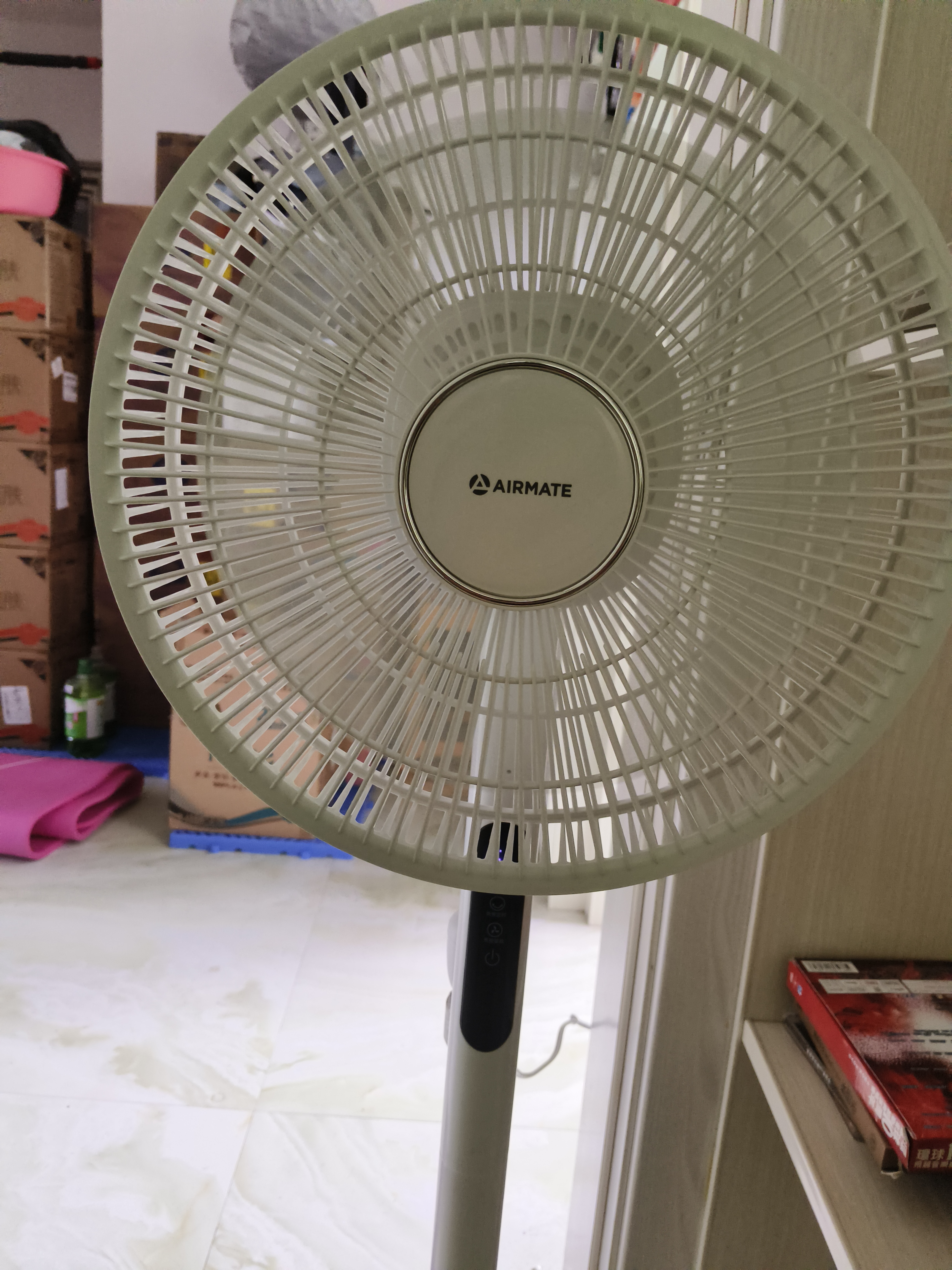 艾美特（AIRMATE）【轻语系列】电风扇安静卧室一级能效落地扇轻音家用直流变频大风力台立式节能遥控全屋驱蚊循环扇 实拍图