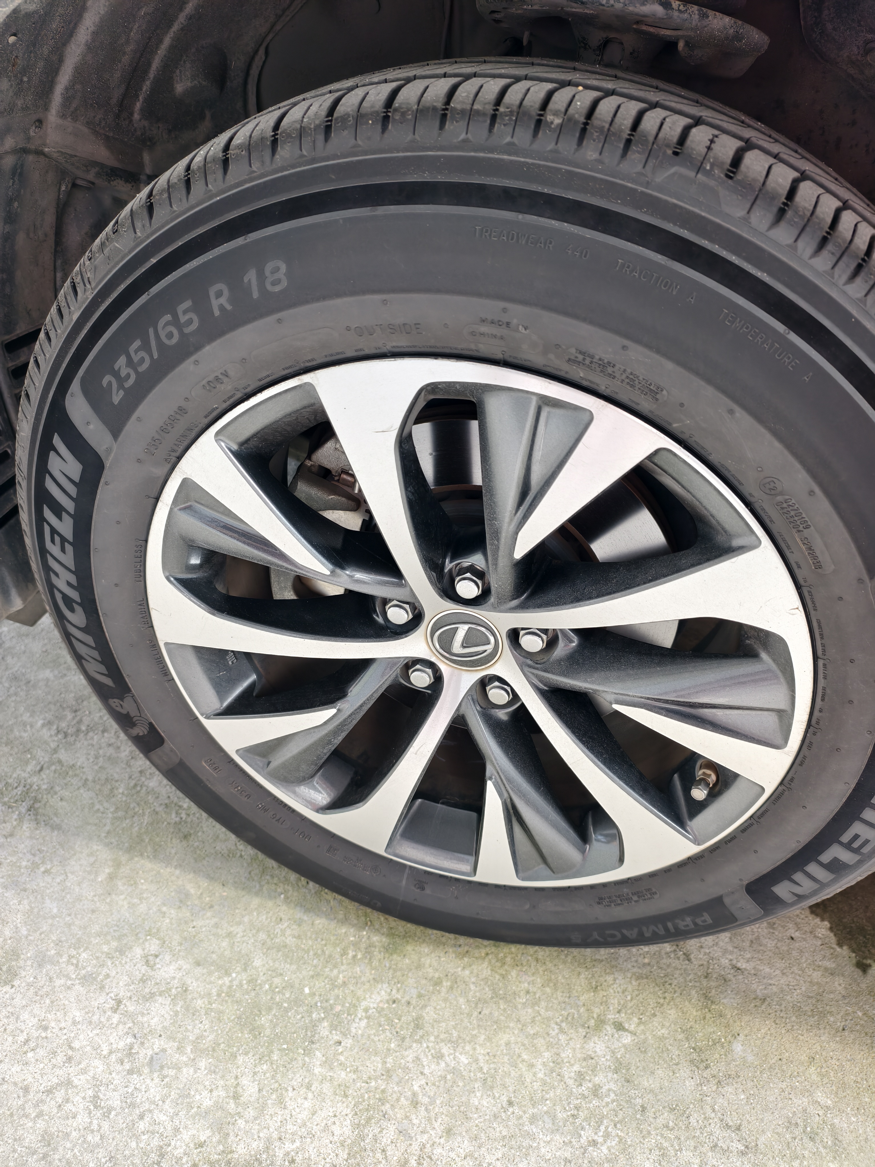 米其林（MICHELIN）汽车轮胎 235/65R18 106V 浩悦五代 PRIMACY 5 适用SUV 实拍图