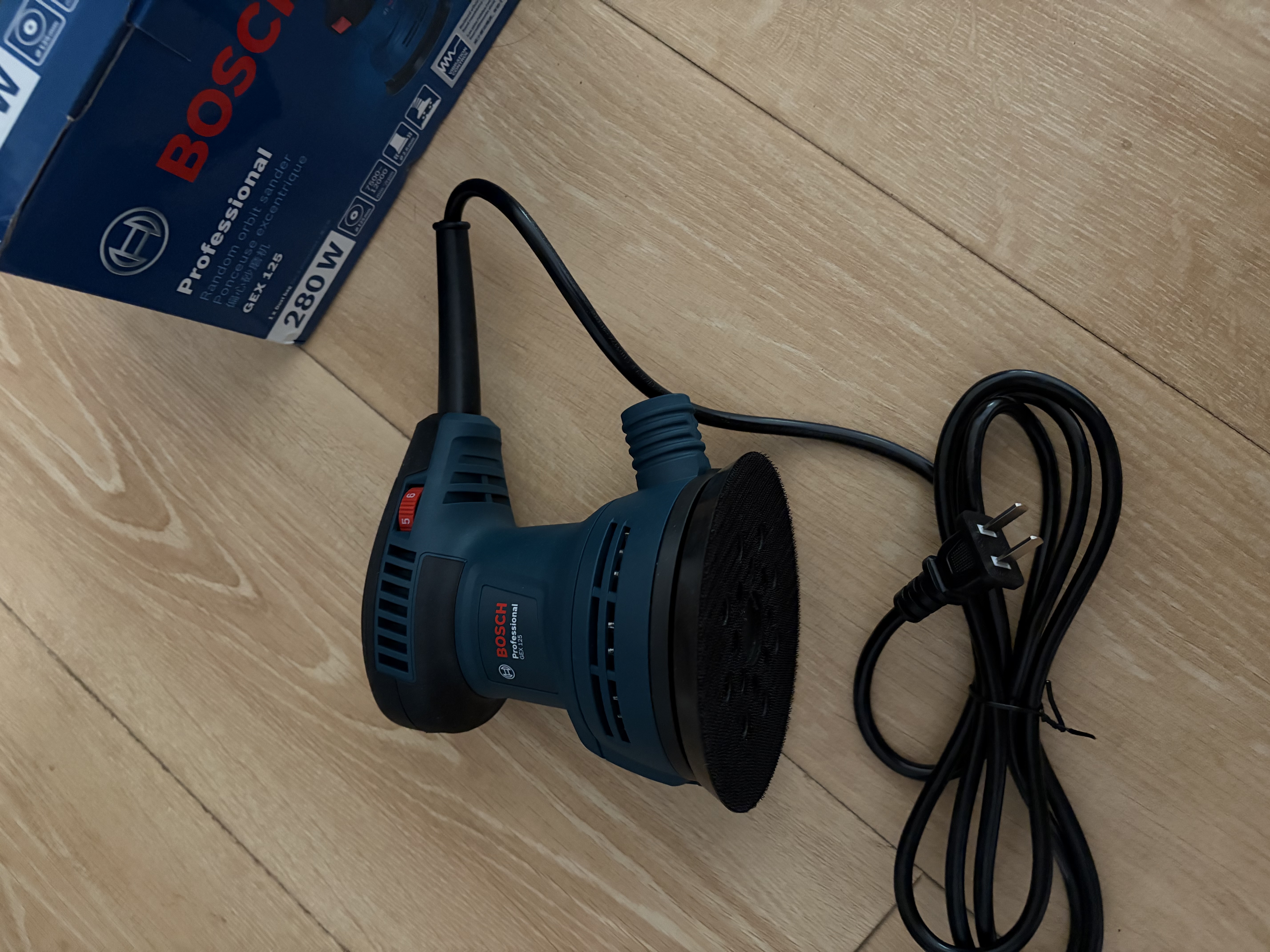 博世（BOSCH）专业偏心砂磨机木工打磨机抛光机砂光机 280瓦 含集尘袋 GEX 125  实拍图