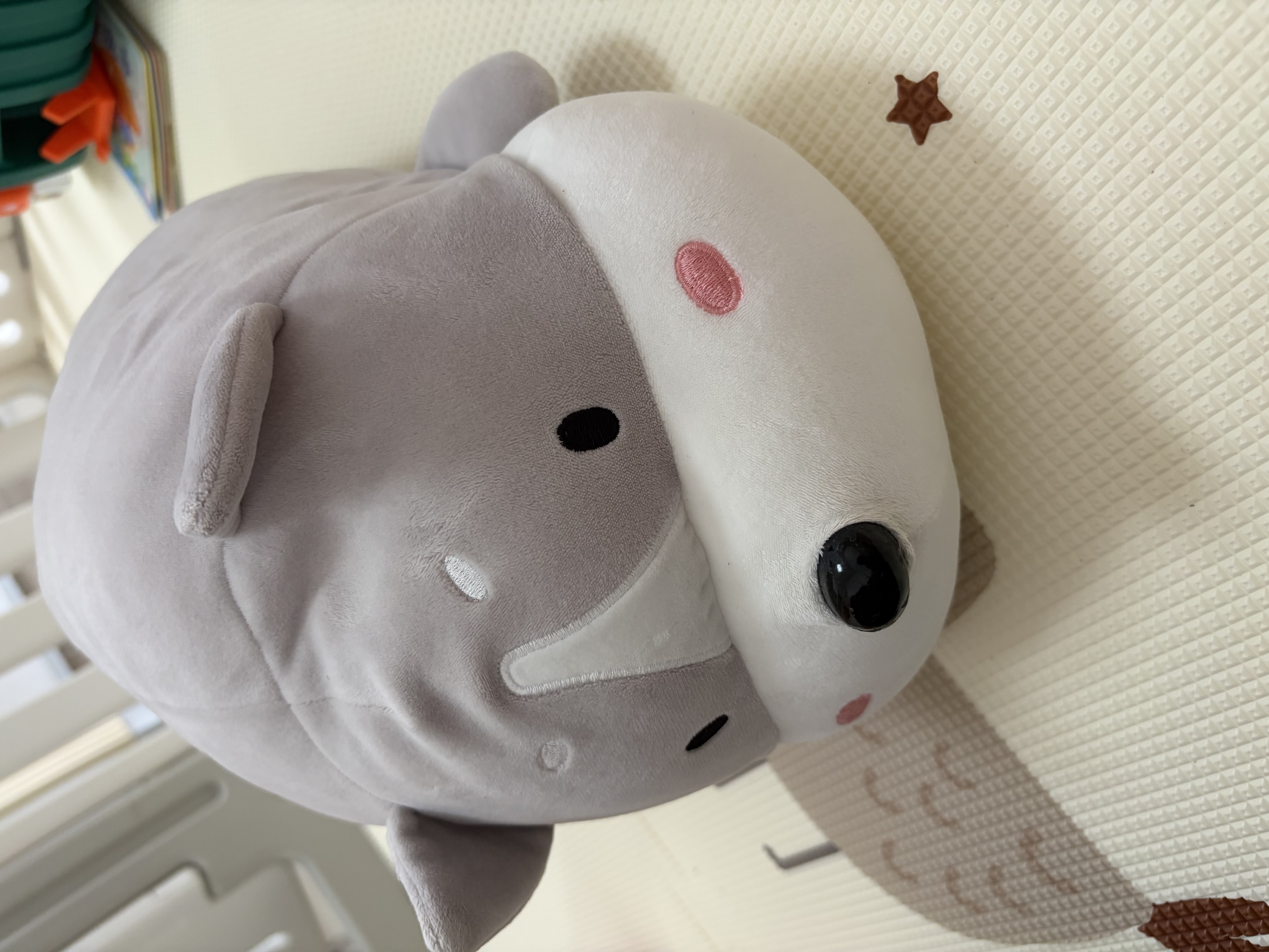 名创优品（MINISO）趴姿大号趣味狗狗公仔玩偶玩具娃娃抱枕靠枕生日七夕节礼物送女友 实拍图