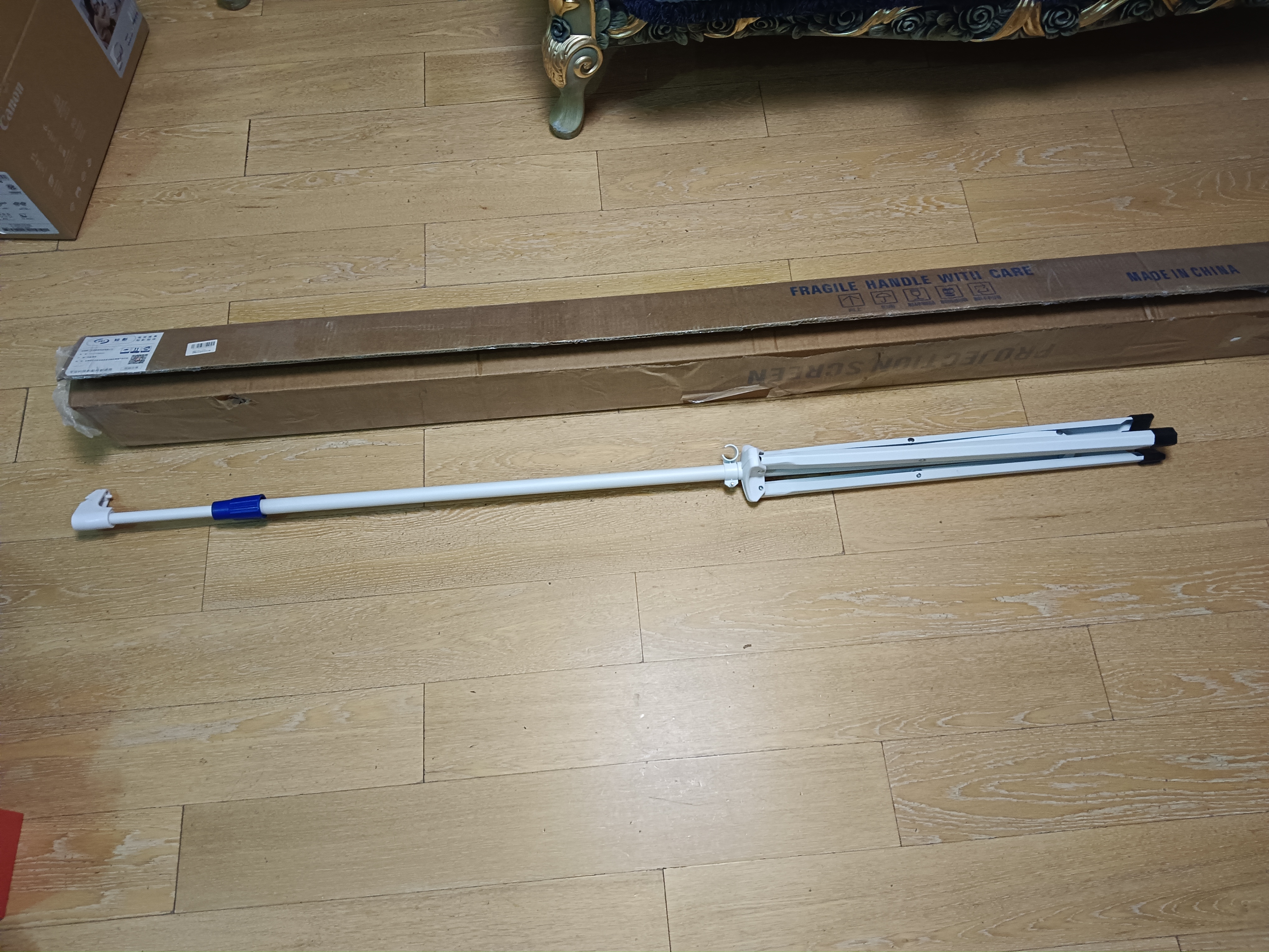 知影投影仪家用幕布100英寸16:9壁挂支架光子幕办公屏幕高清4k家庭影院配极米坚果小米小明当贝爱普生 实拍图