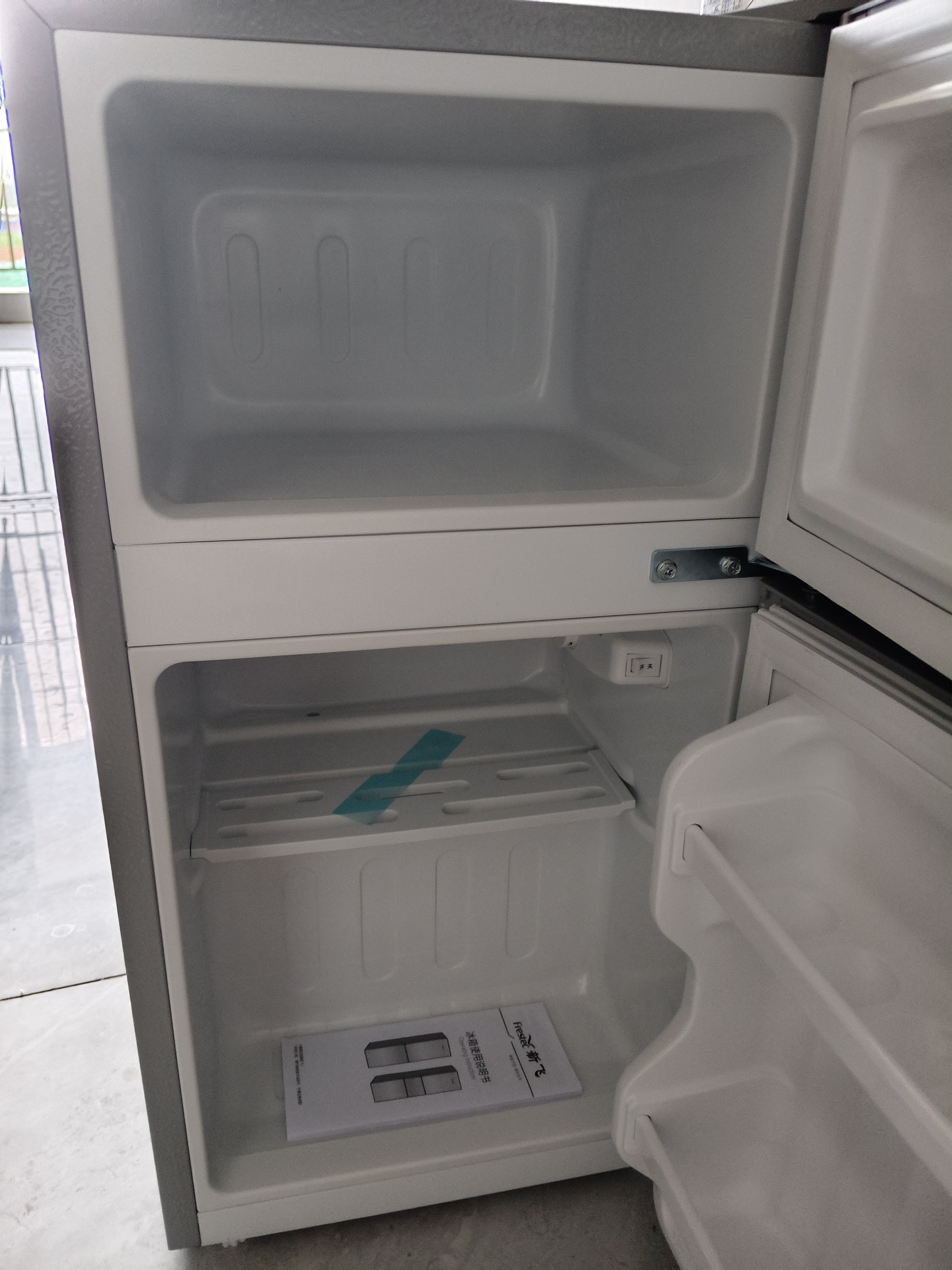 新飞冰箱小型租房用 一级能效冷 藏冷冻两用1-2人家用小冰箱 出租房双门电冰箱办公室两门 26年升级 58A一级能效【高性价比】银 实拍图