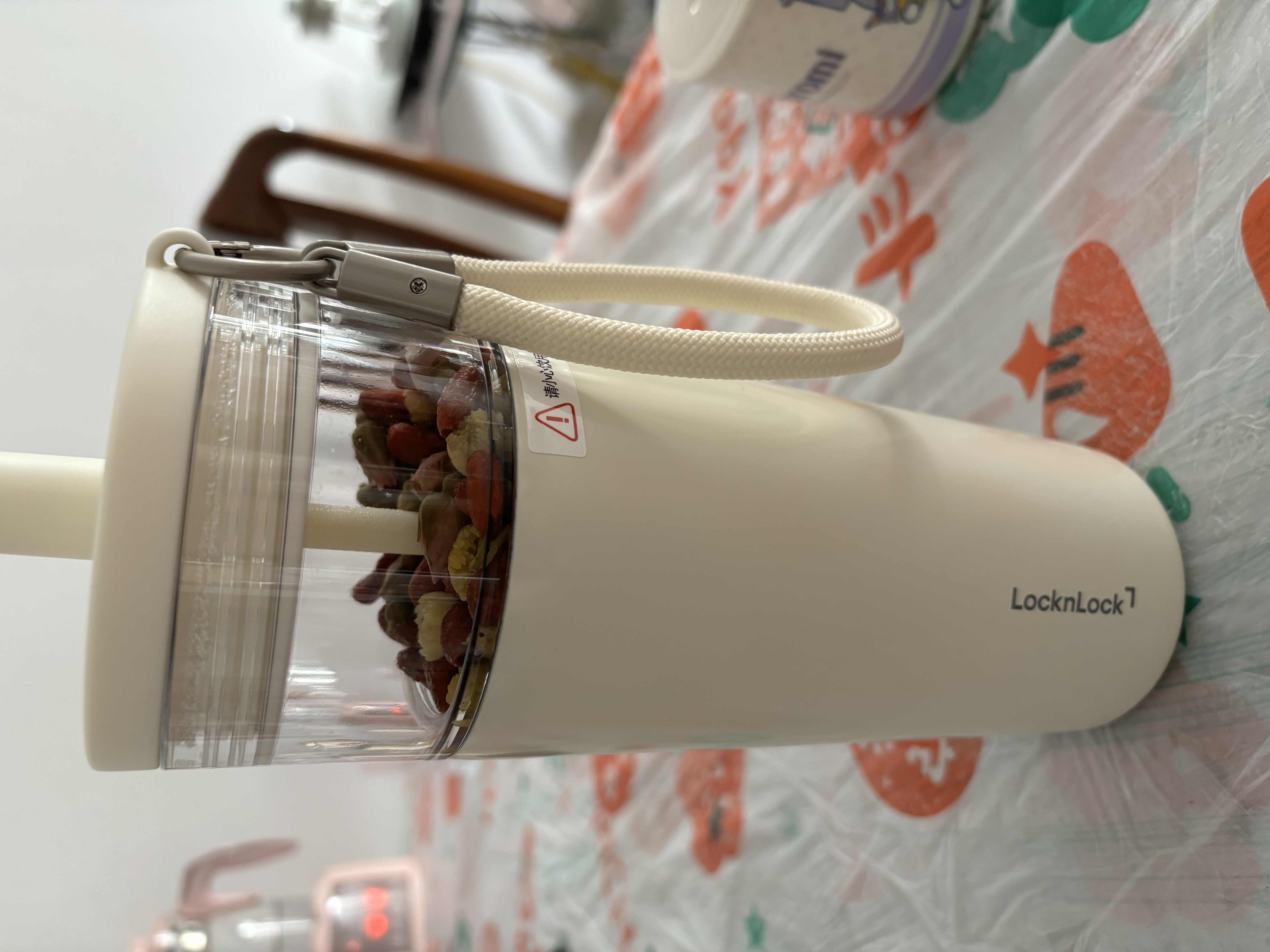 乐扣乐扣（LOCK&LOCK）儿童保温杯大容量女高颜值2026新款茶水分离杯吸管杯子男女士礼物 实拍图