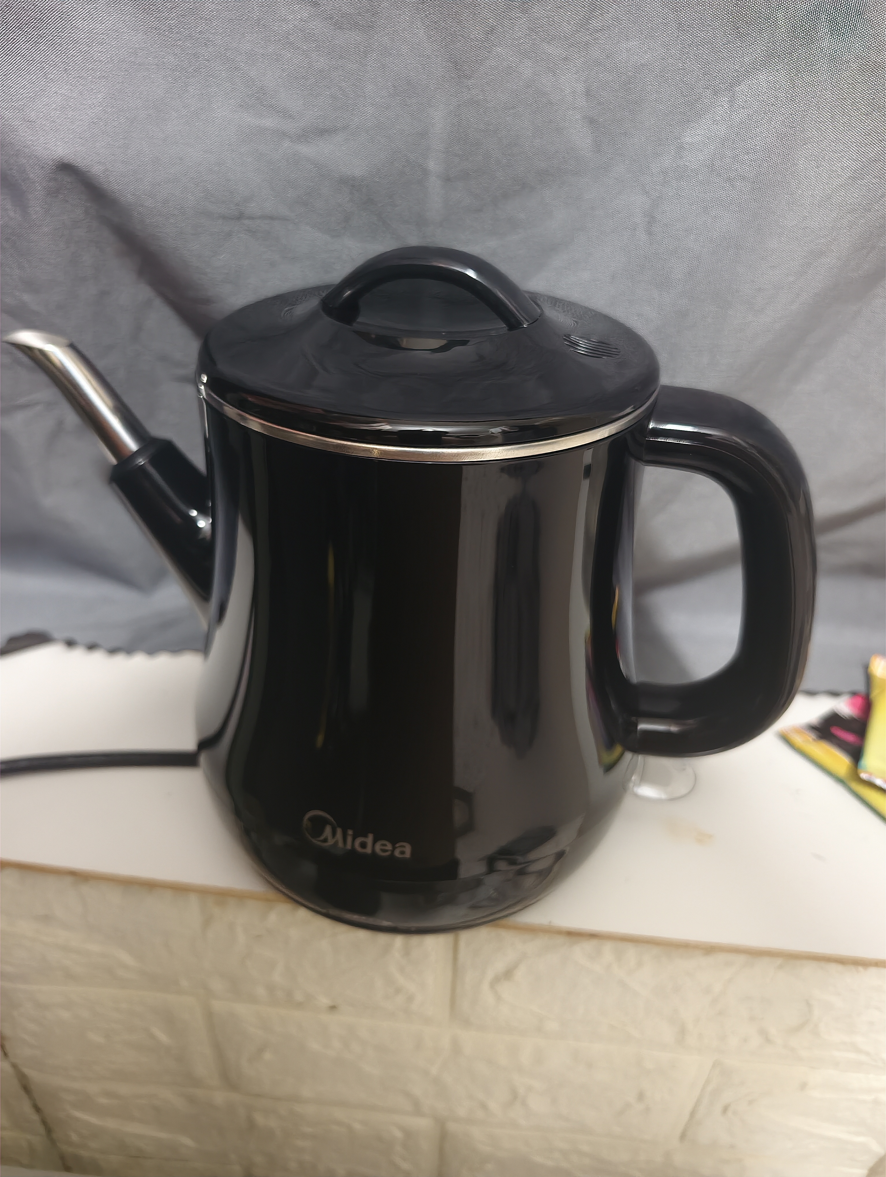 美的（Midea）电热水壶 双层防烫烧水壶热水壶煮茶器电茶炉大功率环形速热全钢无缝内胆MK-PCE071 实拍图