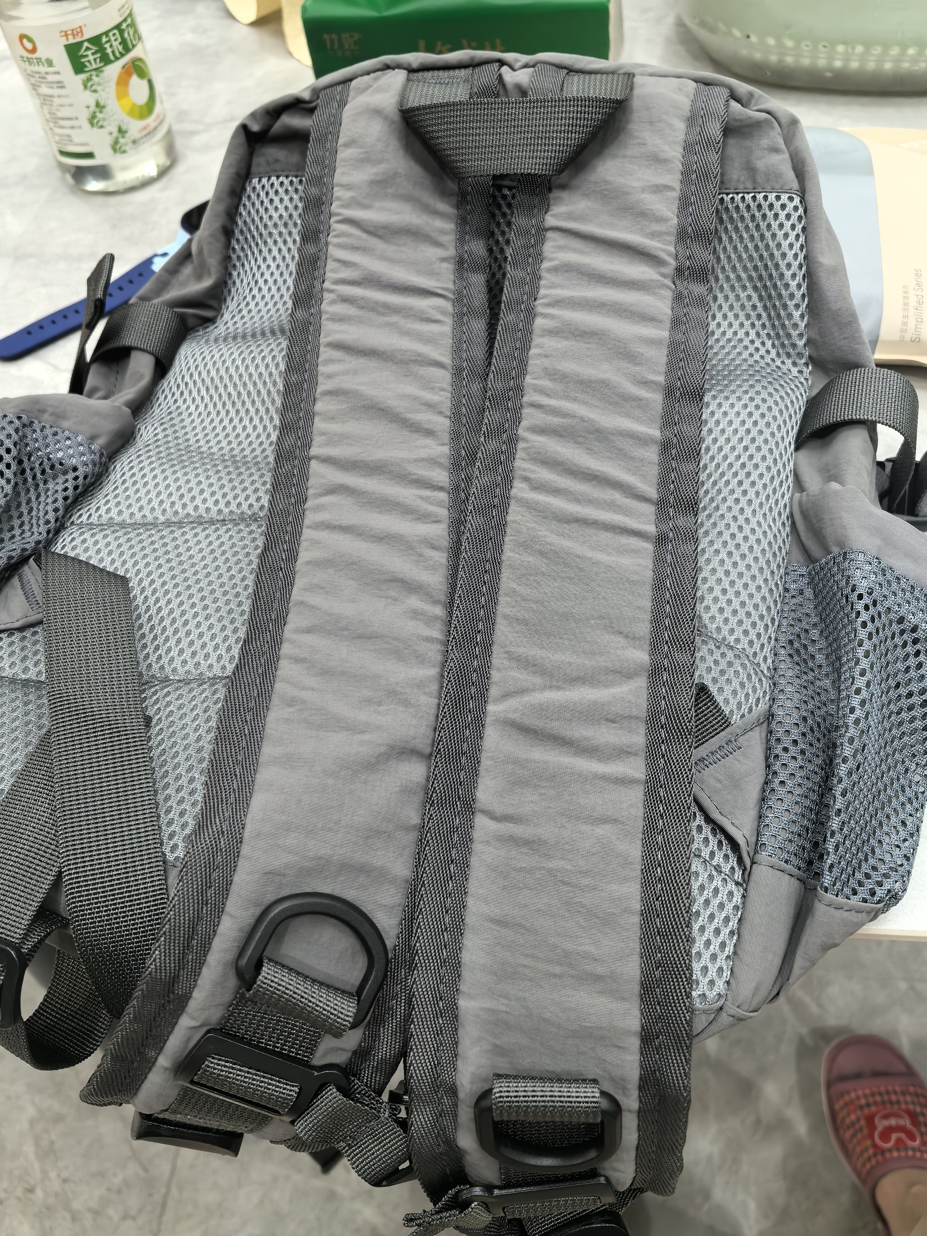 四万公里户外旅行双肩包大容量徒步运动背包登山包男学生百搭通勤书包女生 实拍图