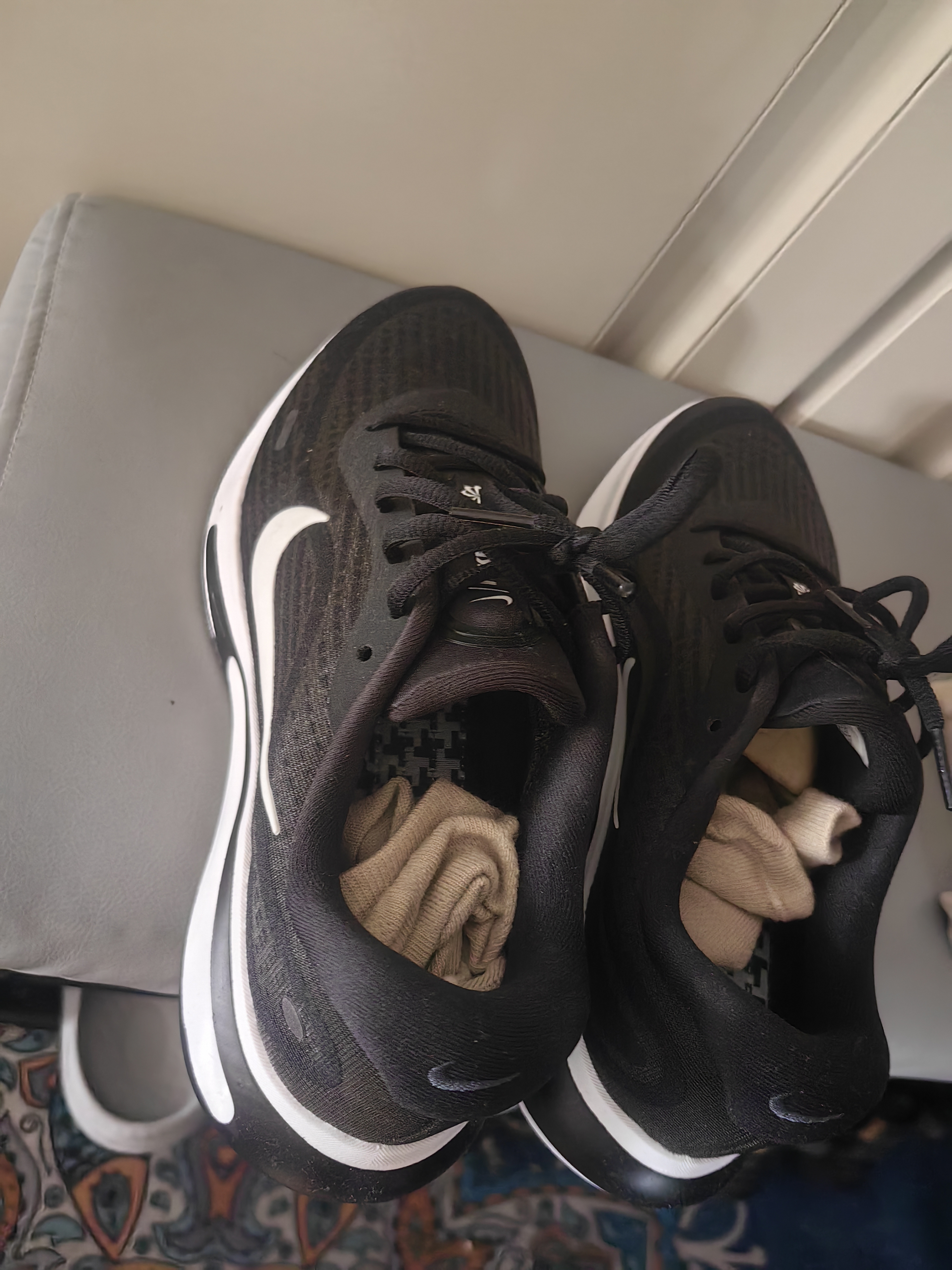 耐克男子公路跑步鞋秋季缓震反光运动NIKE JOURNEY RUN FN0228 001黑/白/煤黑 41 实拍图