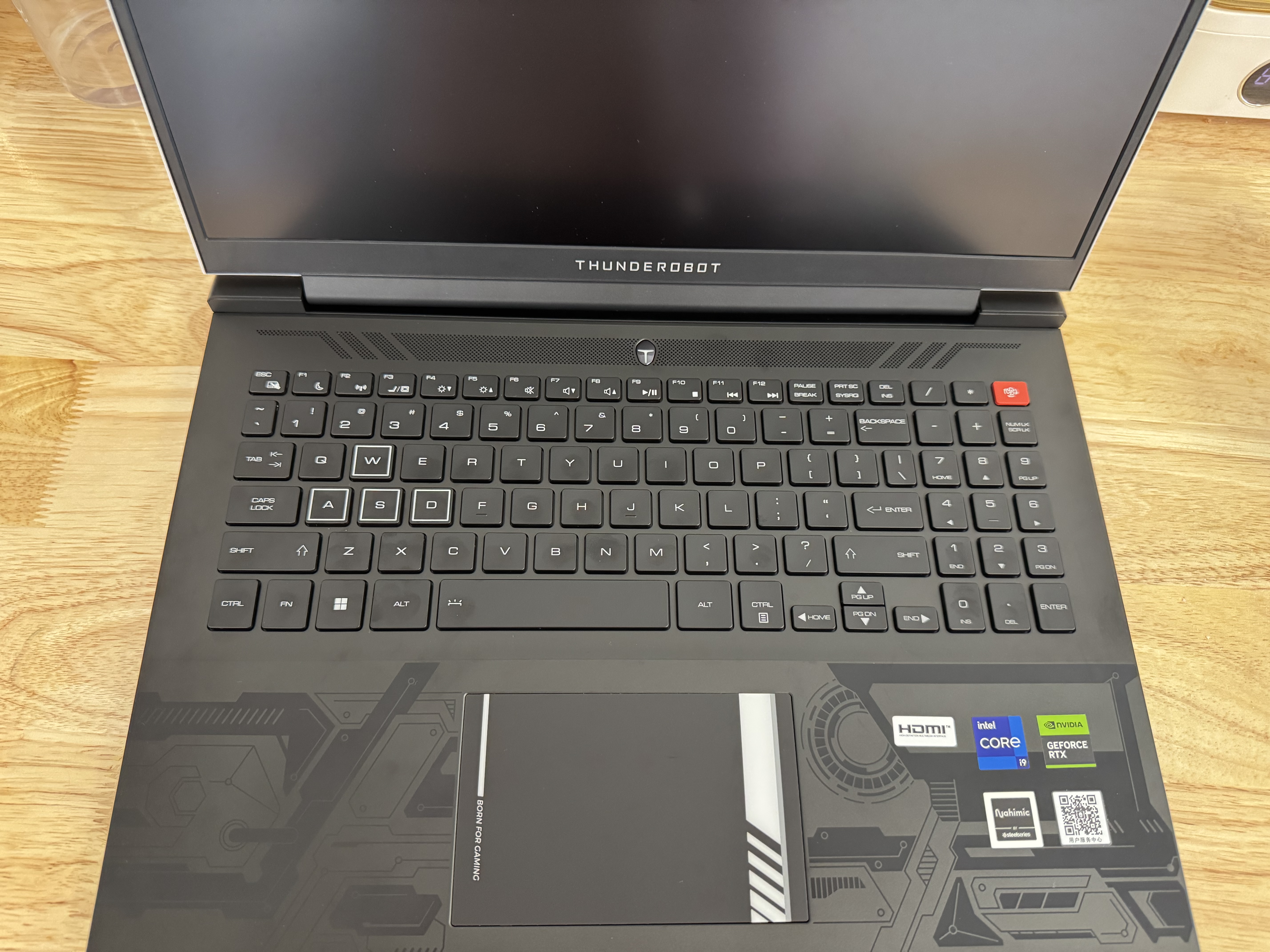 雷神ZERO【14代酷睿i9-14900HX RTX4060】16寸冰刃白学生高性能电竞轻薄游戏本笔记本电脑国家政府补贴 实拍图