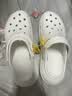 卡骆驰（CROCS）男女泡芙洞洞鞋户外休闲时尚厚底一脚蹬沙滩鞋 207521-100 34-35 实拍图