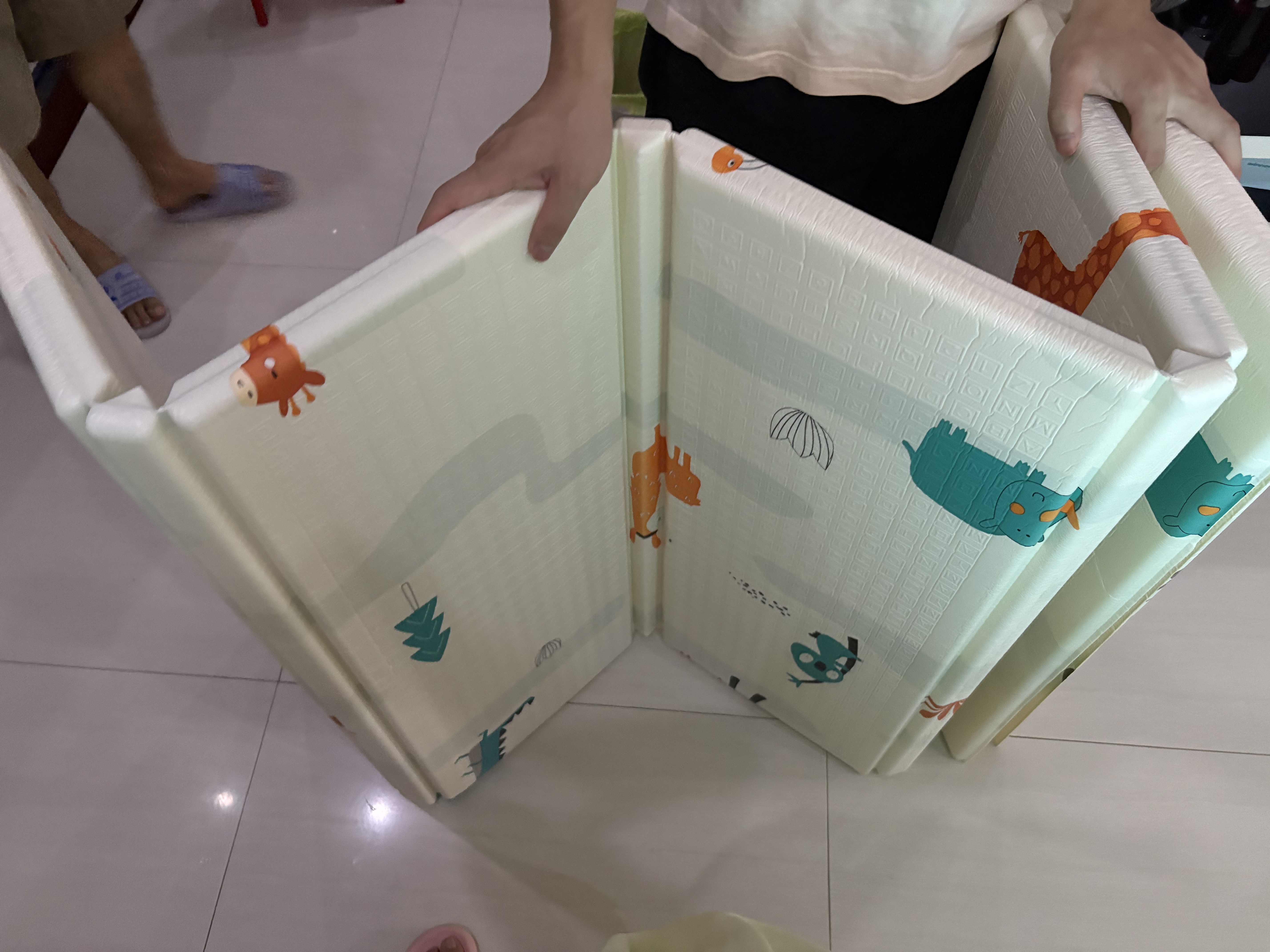 贝博氏babybox爬爬垫婴儿宝宝爬行垫抗菌XPE加厚可折叠地垫200*180*2cm 实拍图