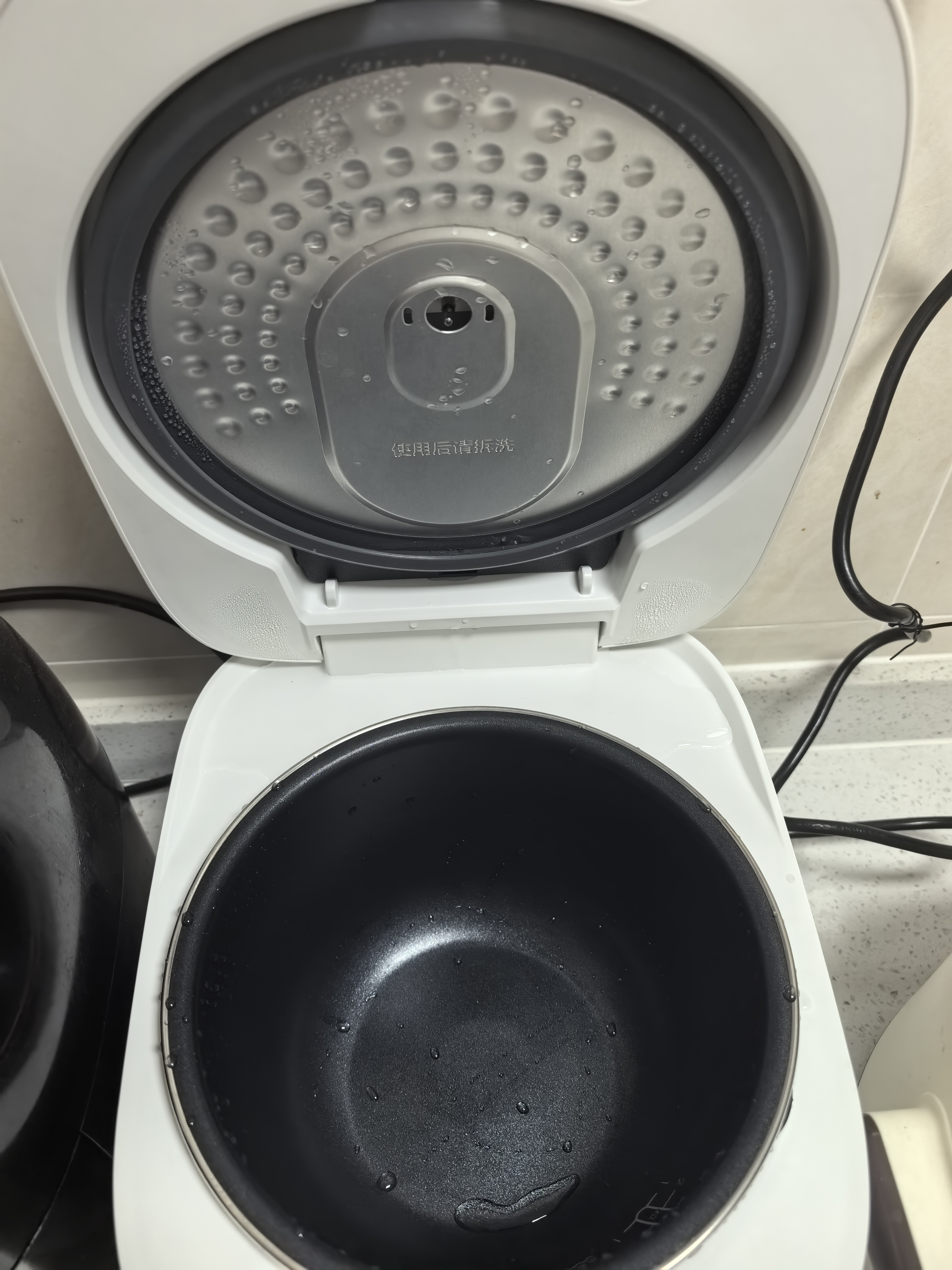 美的（Midea）3升电饭煲小2-3人不粘内胆IH加热家用口感可调多功能智能一级能效电饭锅MB-CFB3099H 实拍图
