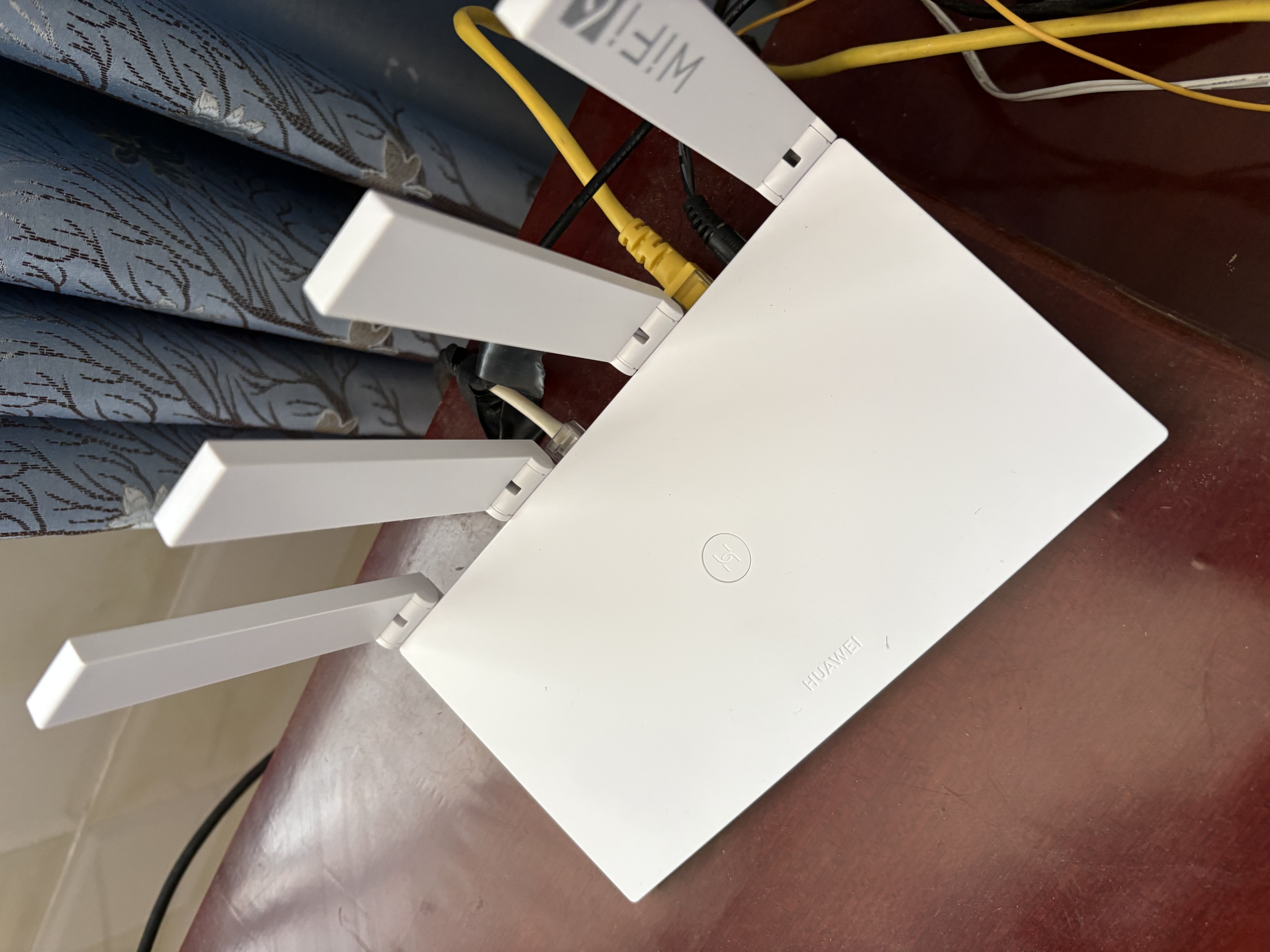 华为路由器全千兆家用WiFi6+无线5G穿墙王信号放大器增强器7游戏宽带路由宿舍电竞路由器漏油器 WiFi6【无线传输1500M+晒单有礼送】 5G双频+手游加速+全千兆网口+30天免费试用 实拍图