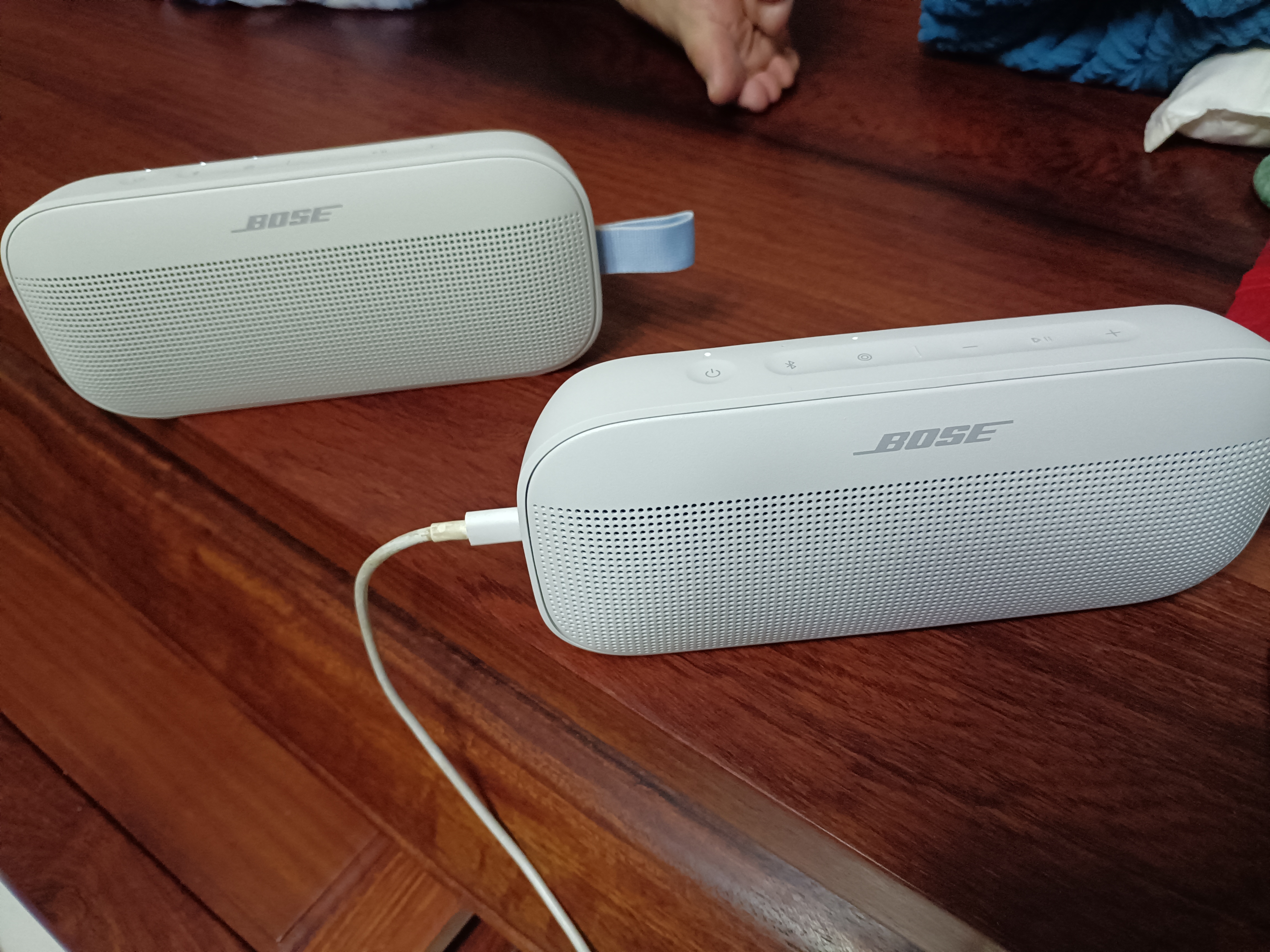 BOSE SoundLink Flex 小巨弹蓝牙扬声器户外防水音箱音响 无线便携式露营音箱 Flex（第二代）薄雾灰 实拍图