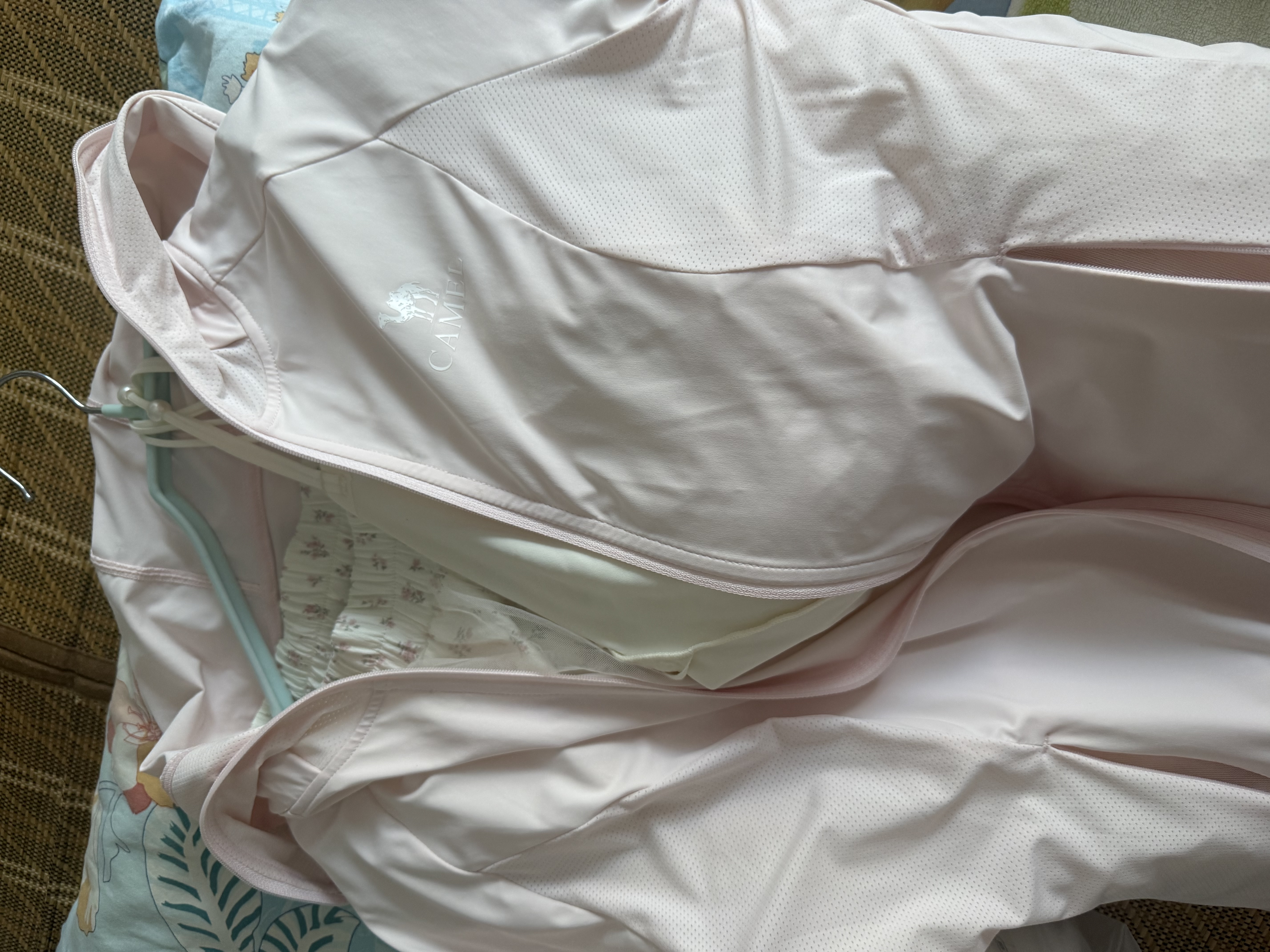 骆驼（CAMEL）冷白皮户外防晒衣25春夏新款男女原纱凉感upf50+外套防晒服 V104 实拍图