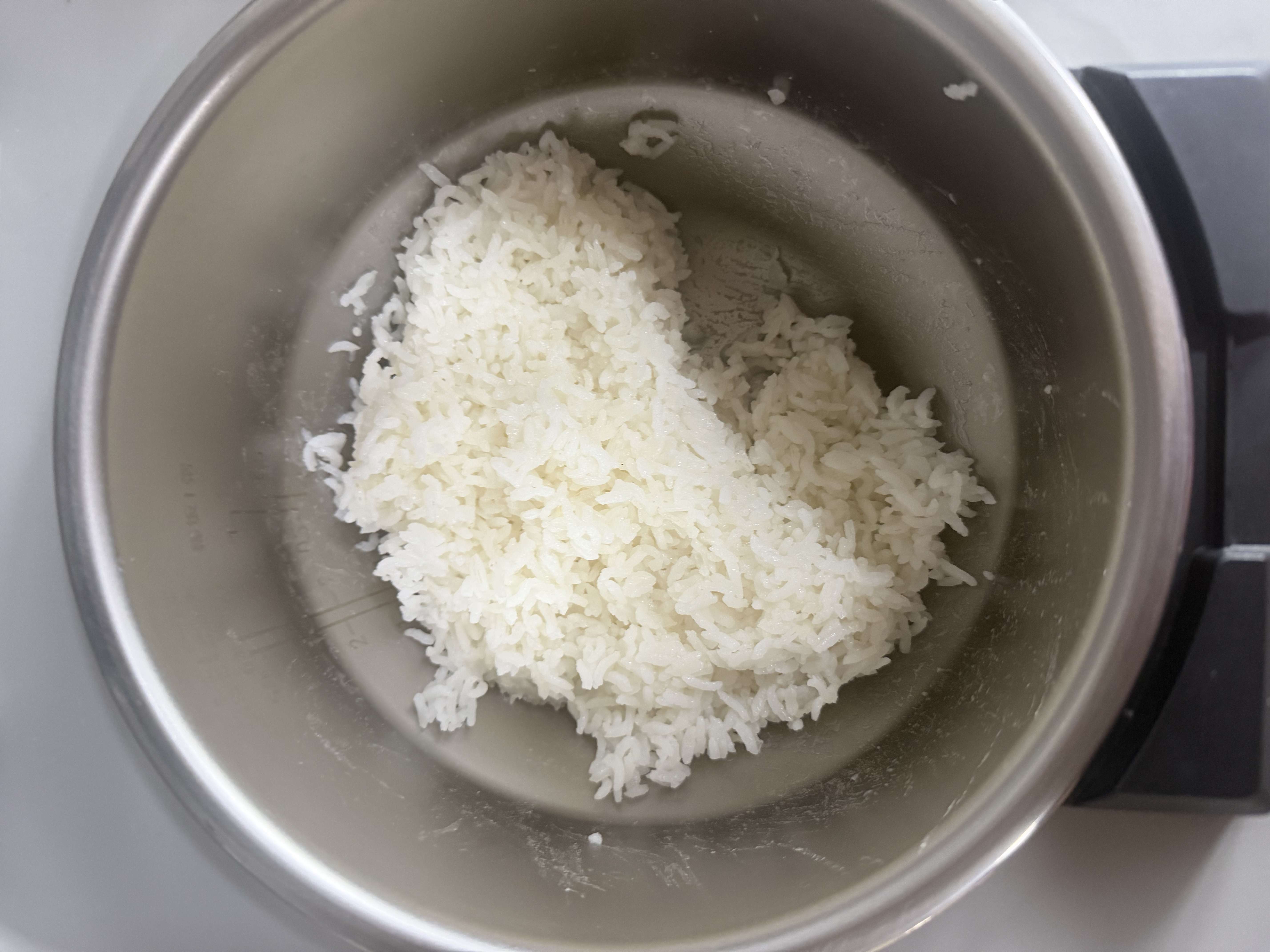 美的（Midea）【政府补贴】纯钛0涂层电饭煲家用3-4人花瓣IH加热电压力锅多功能智能电饭锅可预约煮饭锅MB-G5 实拍图