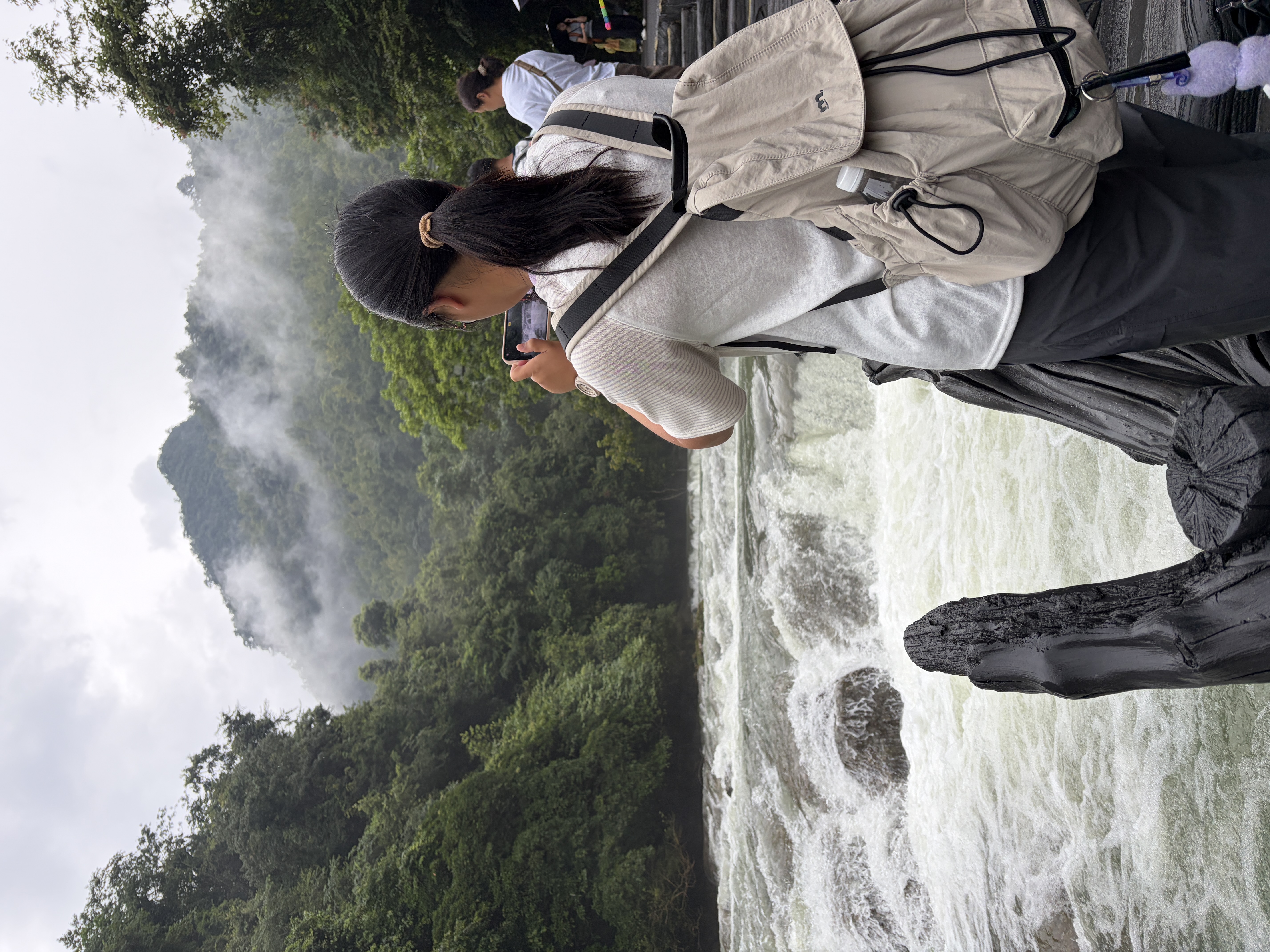 妙迪大容量高颜值双肩包女休闲轻便出游旅行包通勤电脑背包开学书包 实拍图