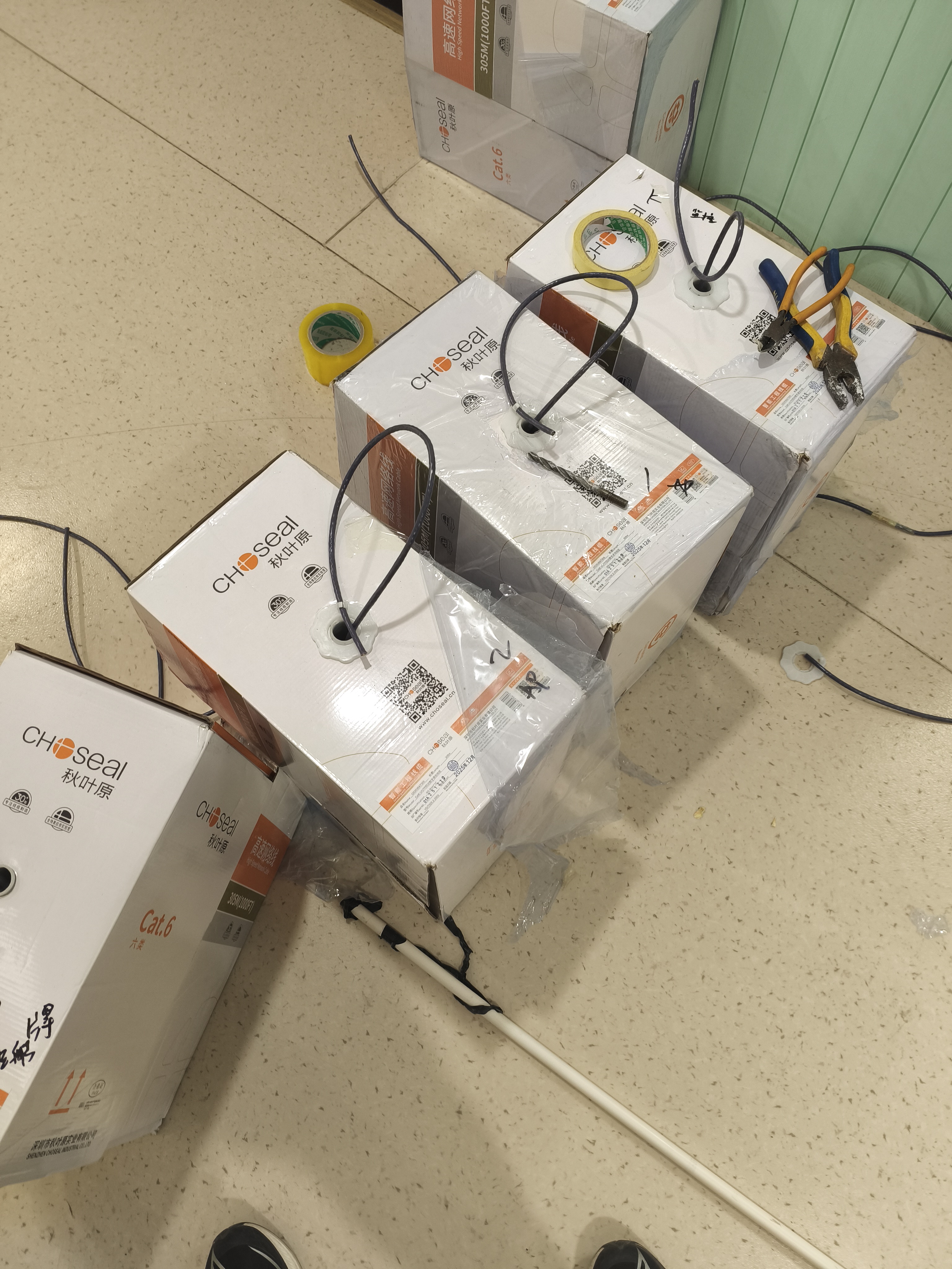 普联（TP-LINK）超五类千兆网线室外防水 0.5mm无氧铜工程布线CAT5e类非屏蔽纯铜双绞线家装网络305米 305AE 实拍图