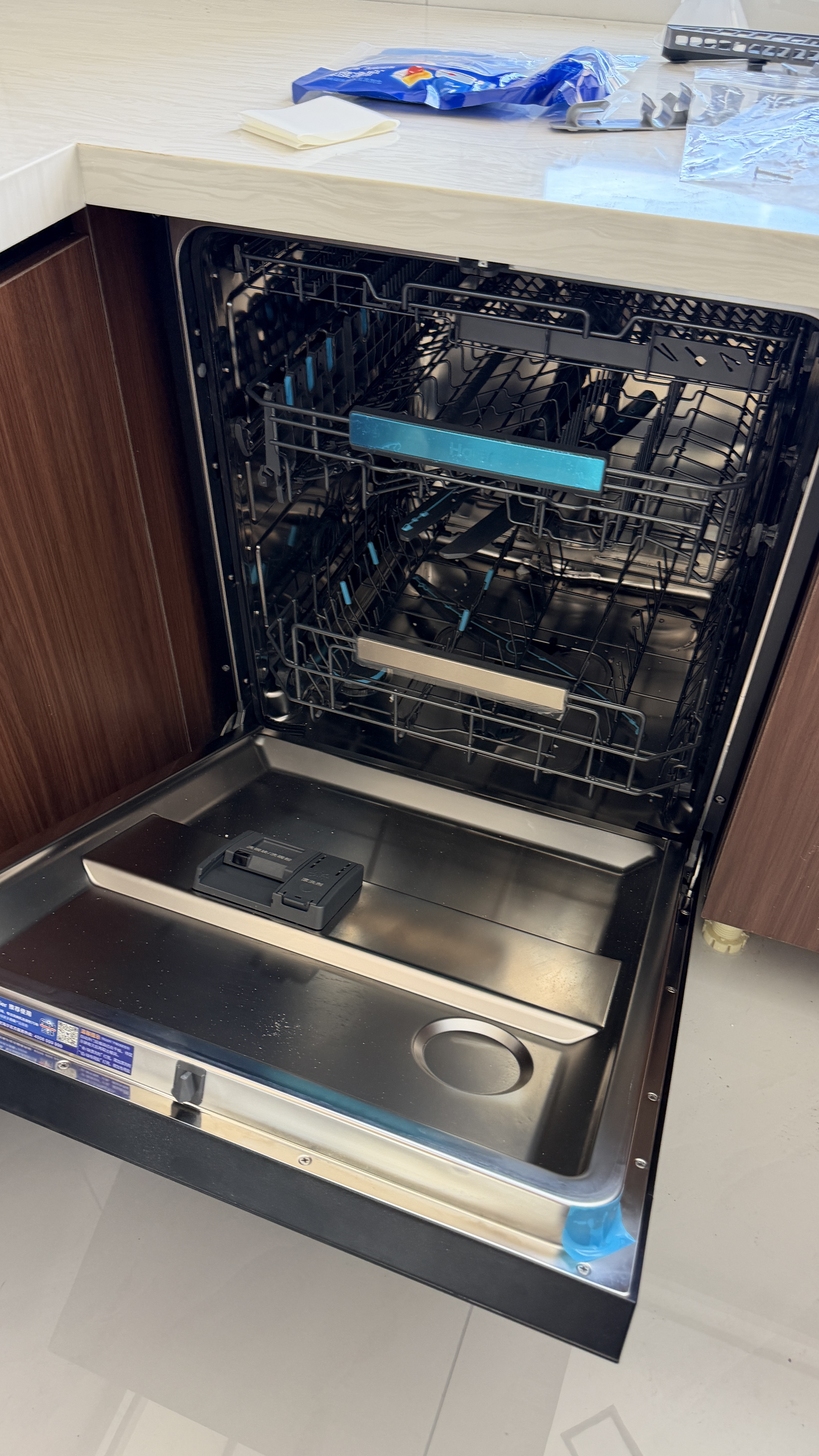 海尔（Haier）麦浪套系洗碗机嵌入式W5000Plus2.0双面洗消毒163升22套大容量10天净存EYSZW22586SHU1 实拍图