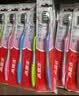 高露洁（Colgate）牙刷软毛细毛护龈成人牙刷深层清洁18支家庭颜色随机 实拍图
