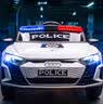 爸爸妈妈警车奥迪儿童电动车四轮汽车小孩遥控可坐人玩具童车宝宝3-10岁 实拍图