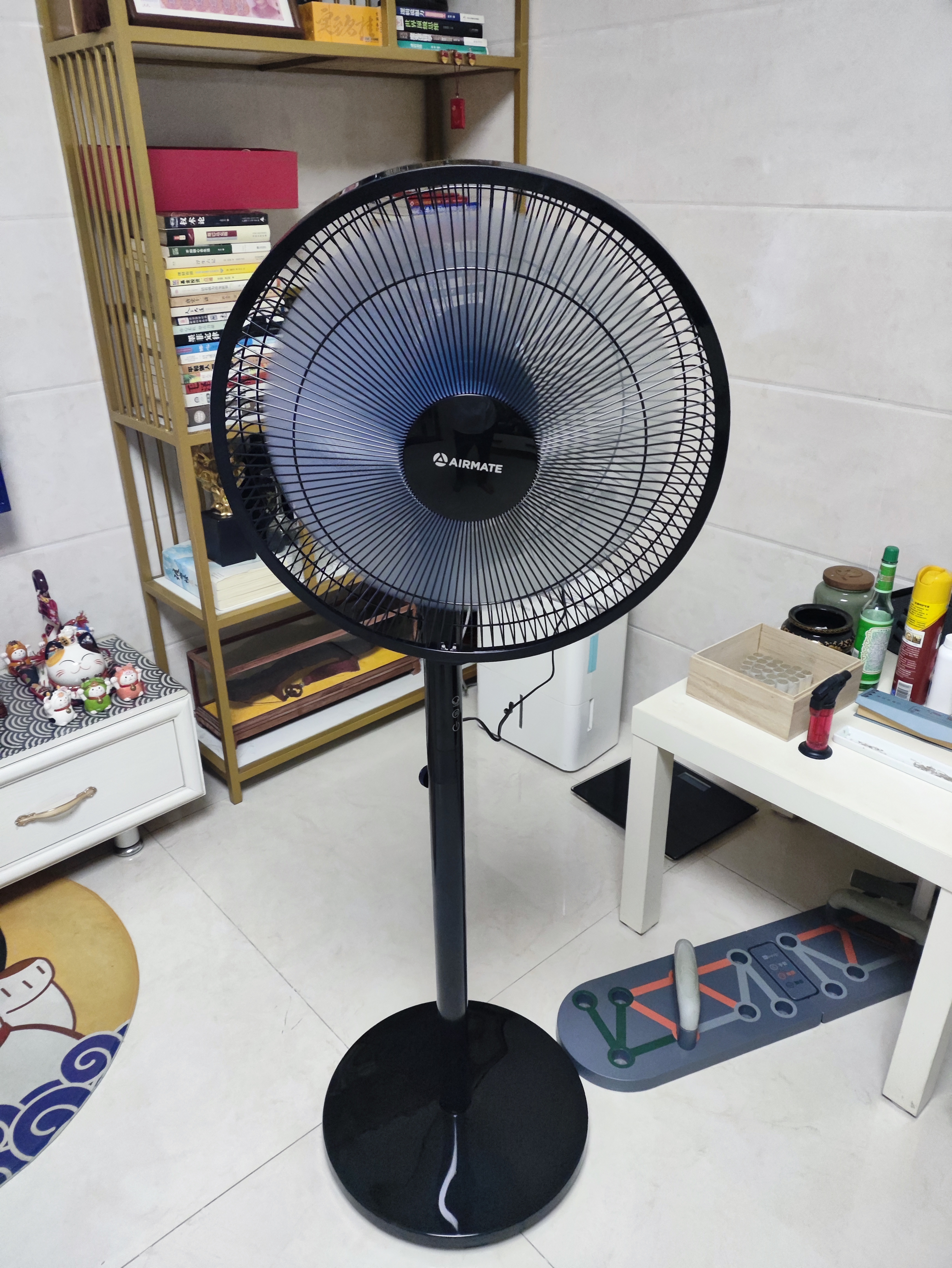 艾美特（AIRMATE）七叶电风扇直流变频家用大风力落地扇卧室安静轻音一级能效节能空气循环扇宿舍遥控电扇 RD139 实拍图