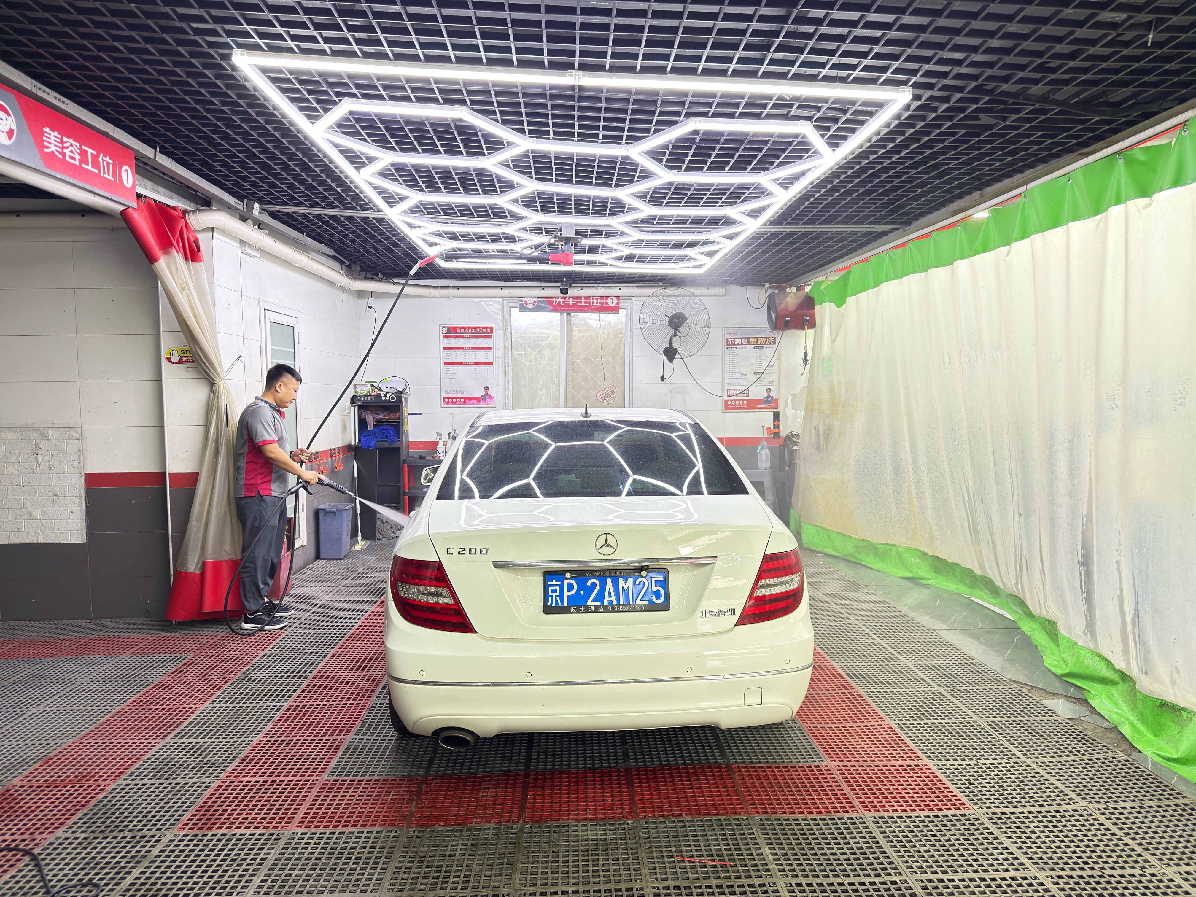 京东养车30分钟标准洗车单次 5座轿车 外观清洗内饰清洁 实拍图