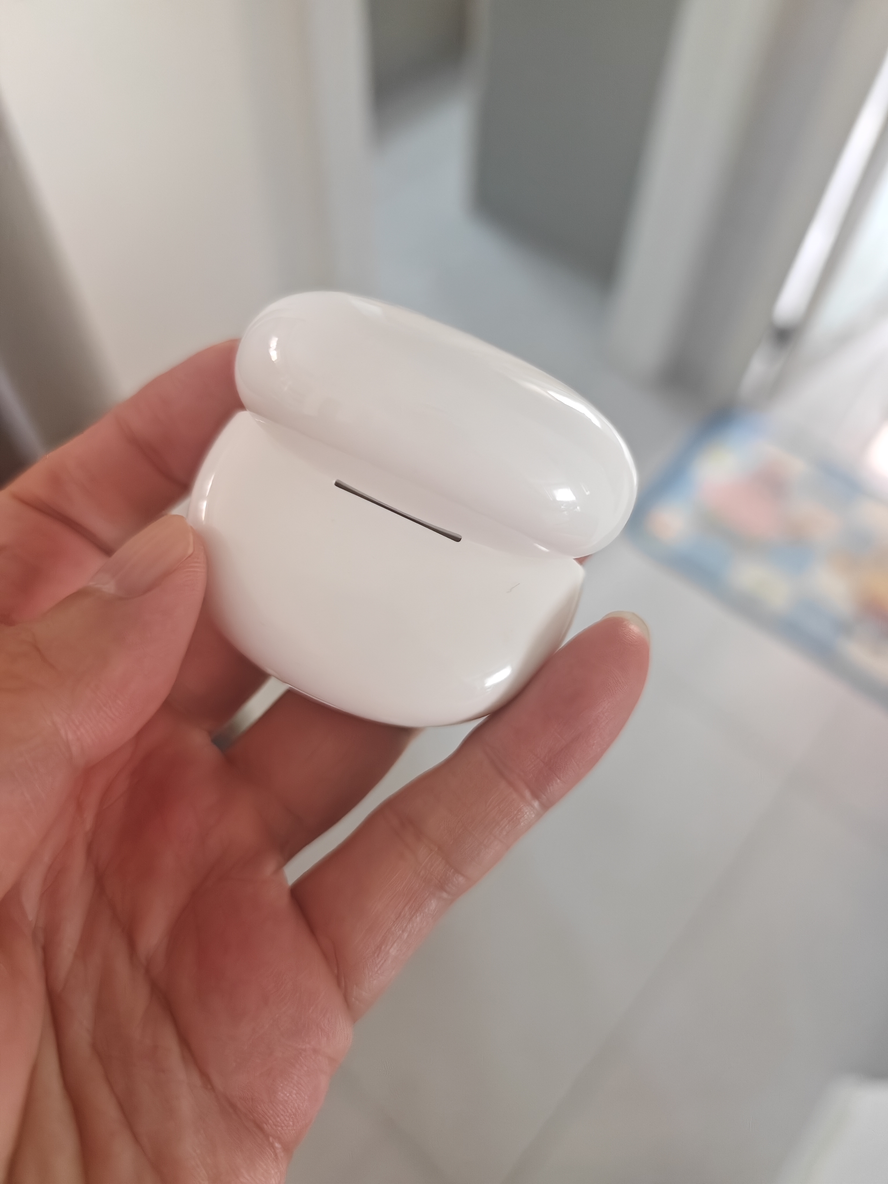 vivo iQOO TWS Air3原装真无线蓝牙耳机音乐游戏运动降噪电竞声效超轻佩戴耳麦适用于oppo苹果华为 iQOO TWS Air3奔霆白 实拍图