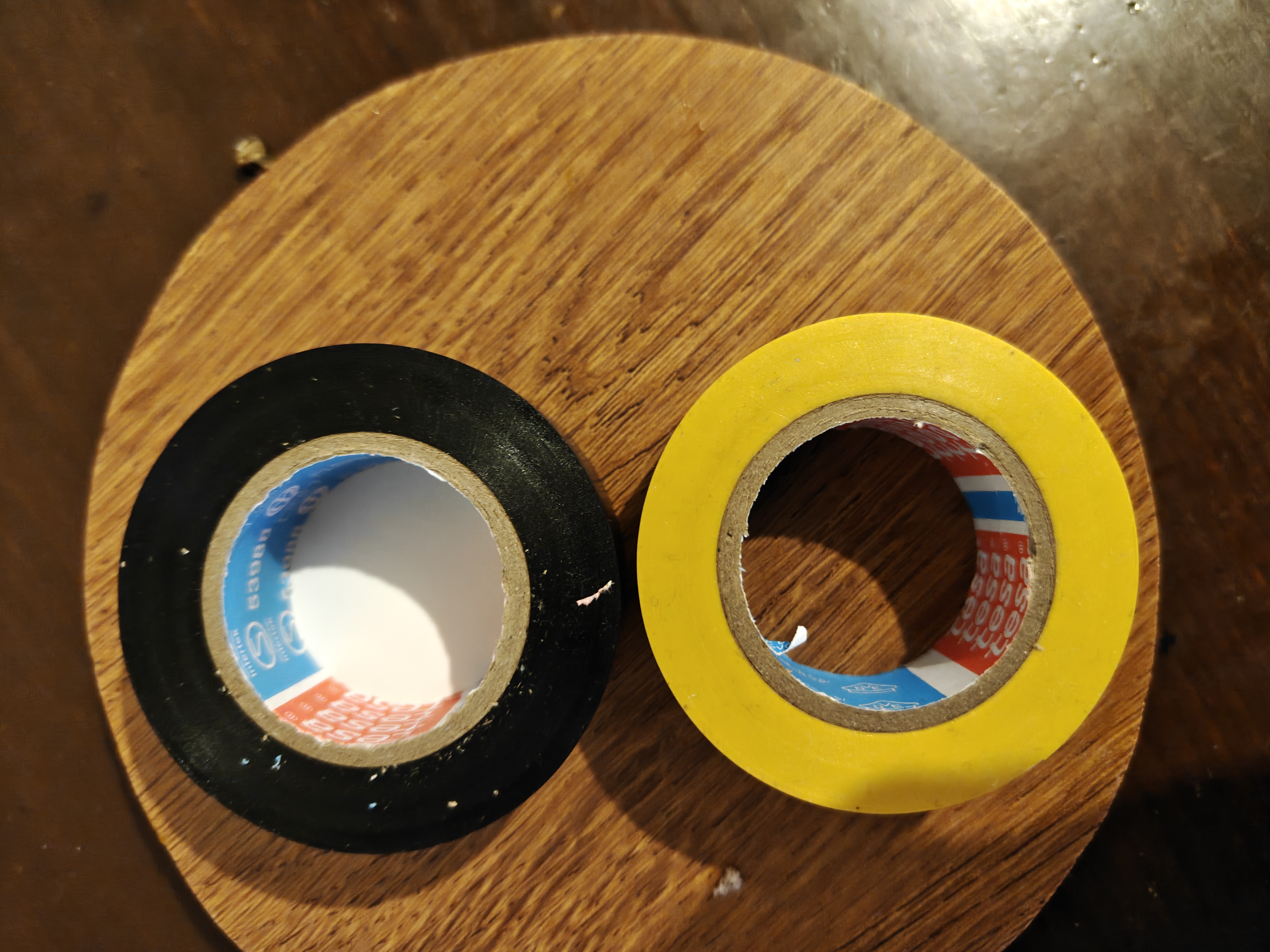 德莎（tesa）tesa电工绝缘胶带胶布耐超高压7000V线束电线防水PVC防潮电气阻燃无铅彩色耐磨耐冻加厚 53988 黑色1卷  实拍图