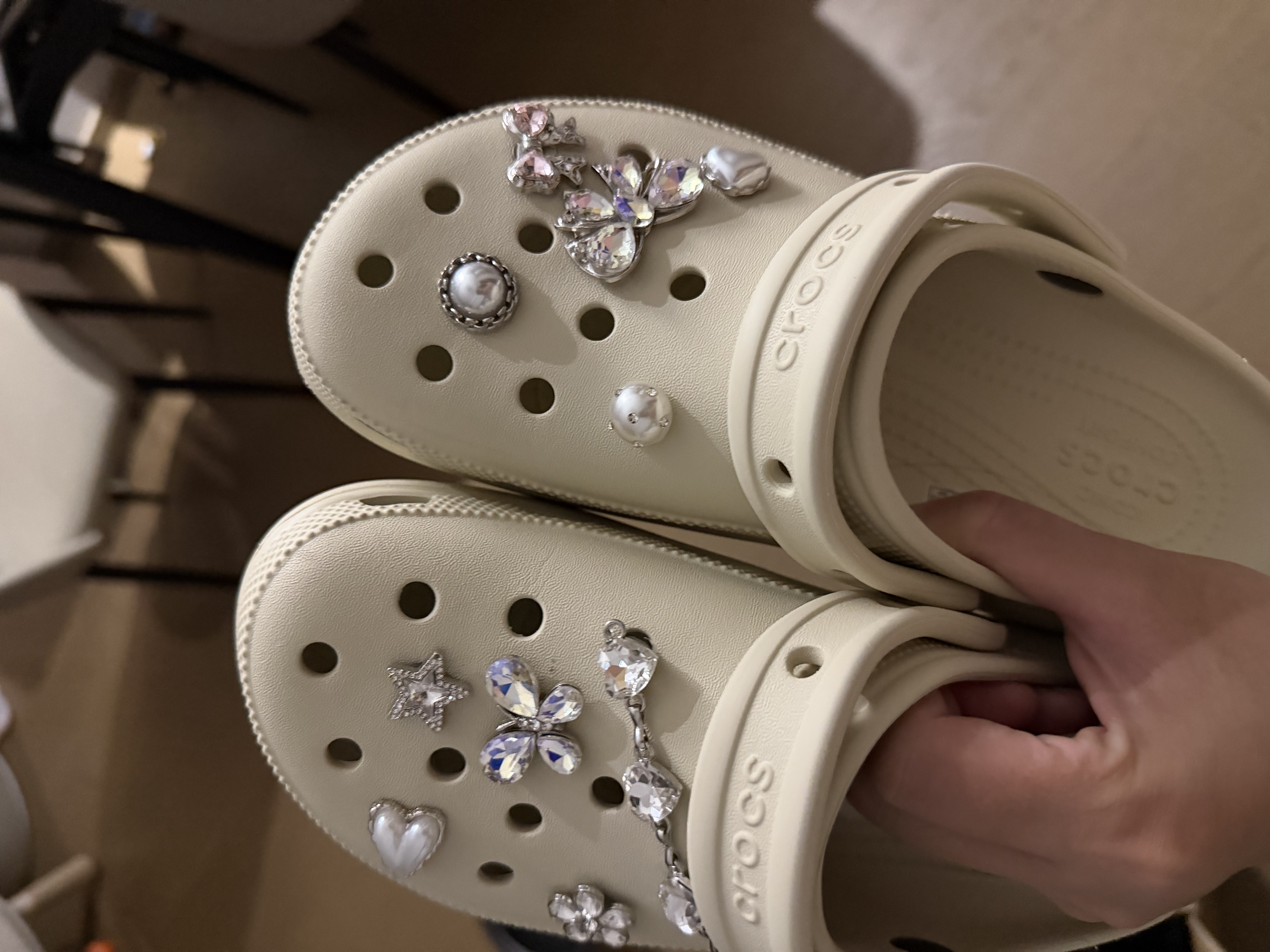 范爷家洞洞鞋配饰10件套适配crocs鞋花卡骆驰卡扣水钻金属云朵泡芙鞋扣 实拍图
