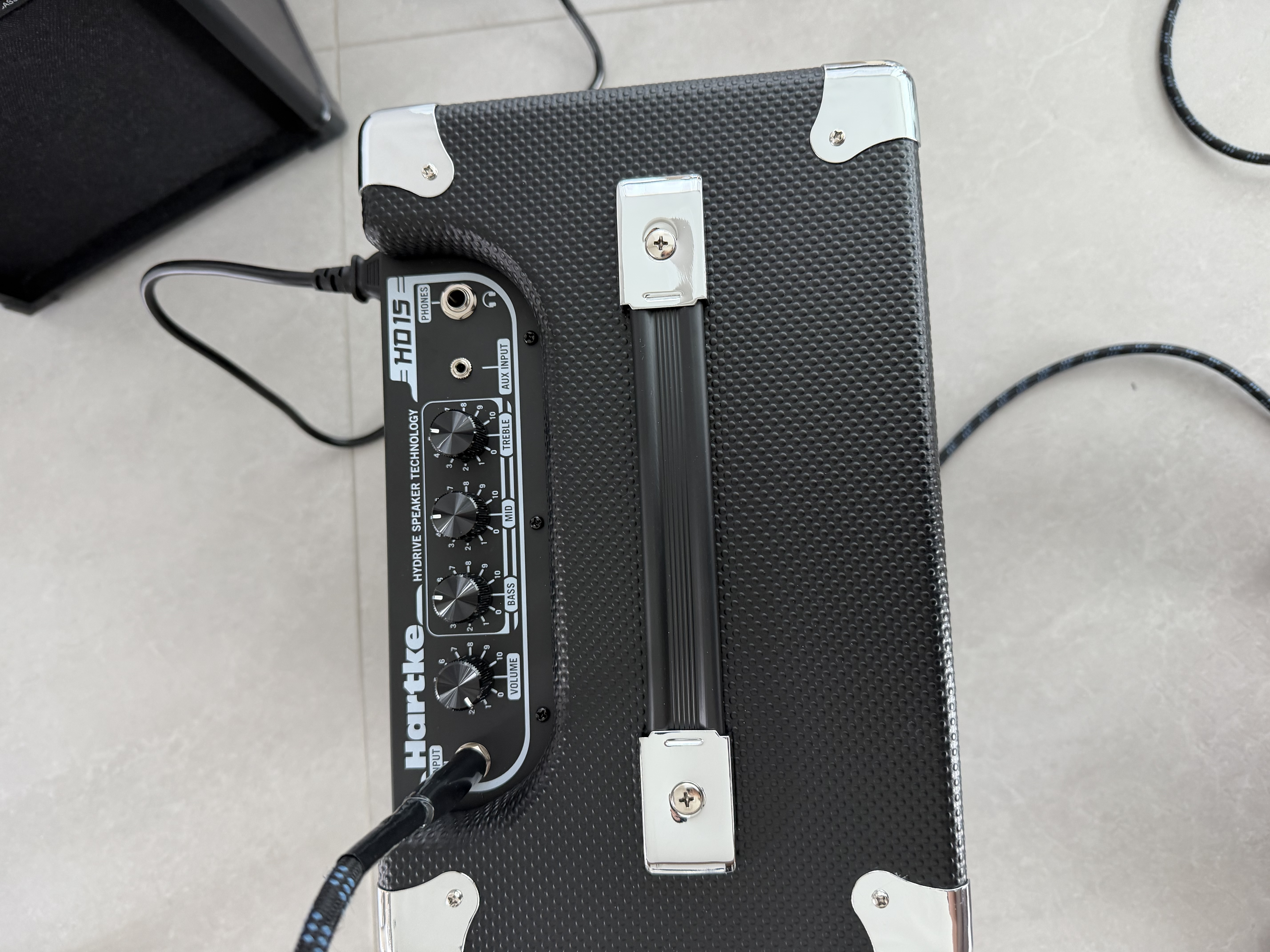 HARTKE贝斯音箱 哈克HD15/HD25/HD50 HD75 HJD150 HD500专用贝司音响 HD15(15W适合家用练习)+赠品 实拍图