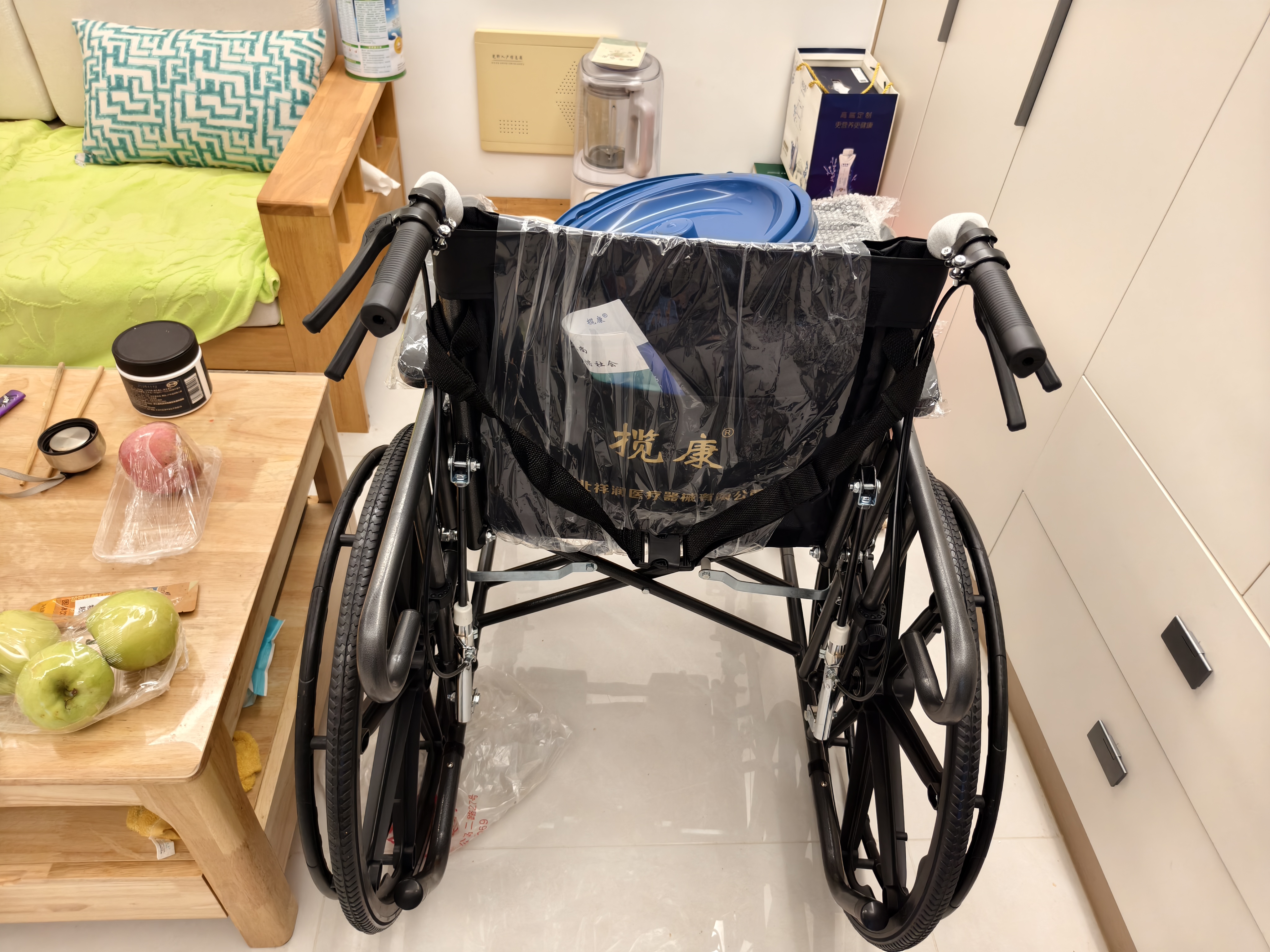 揽康手动轮椅护理型可后躺老人专用出行工具可大小便SYIV90-XR01 实拍图