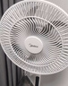 美的（Midea）【飓风节能】七叶柔风立式电风扇/家用轻音落地扇/台式小型风扇/大风力遥控定时摇头风扇 SAH35BSJ 实拍图