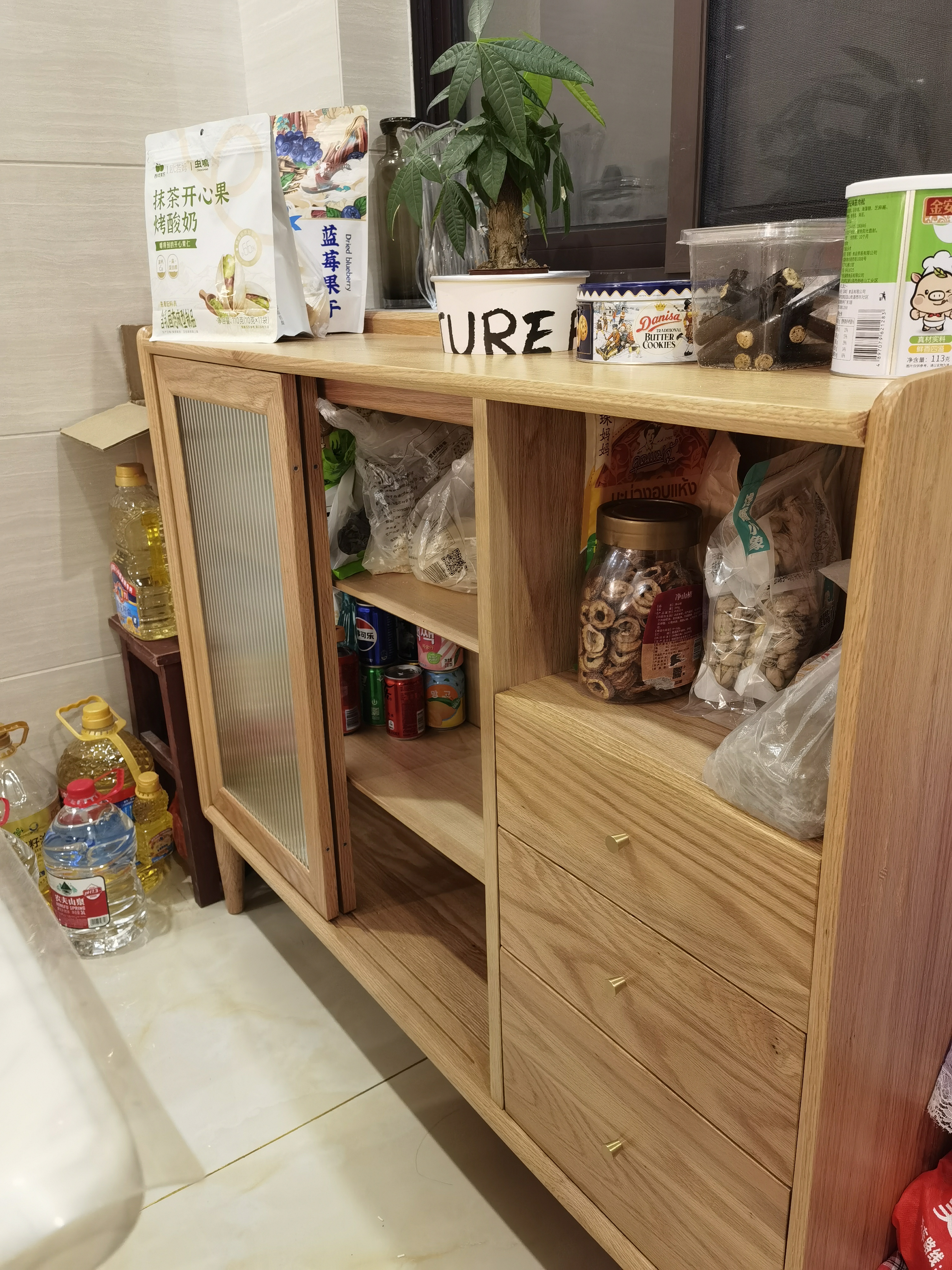 源氏木语 实木餐边柜窄型收纳厨房储物柜薄茶水柜边柜 【1】橡木原木色1.2米实木面移门边柜 双门 实拍图