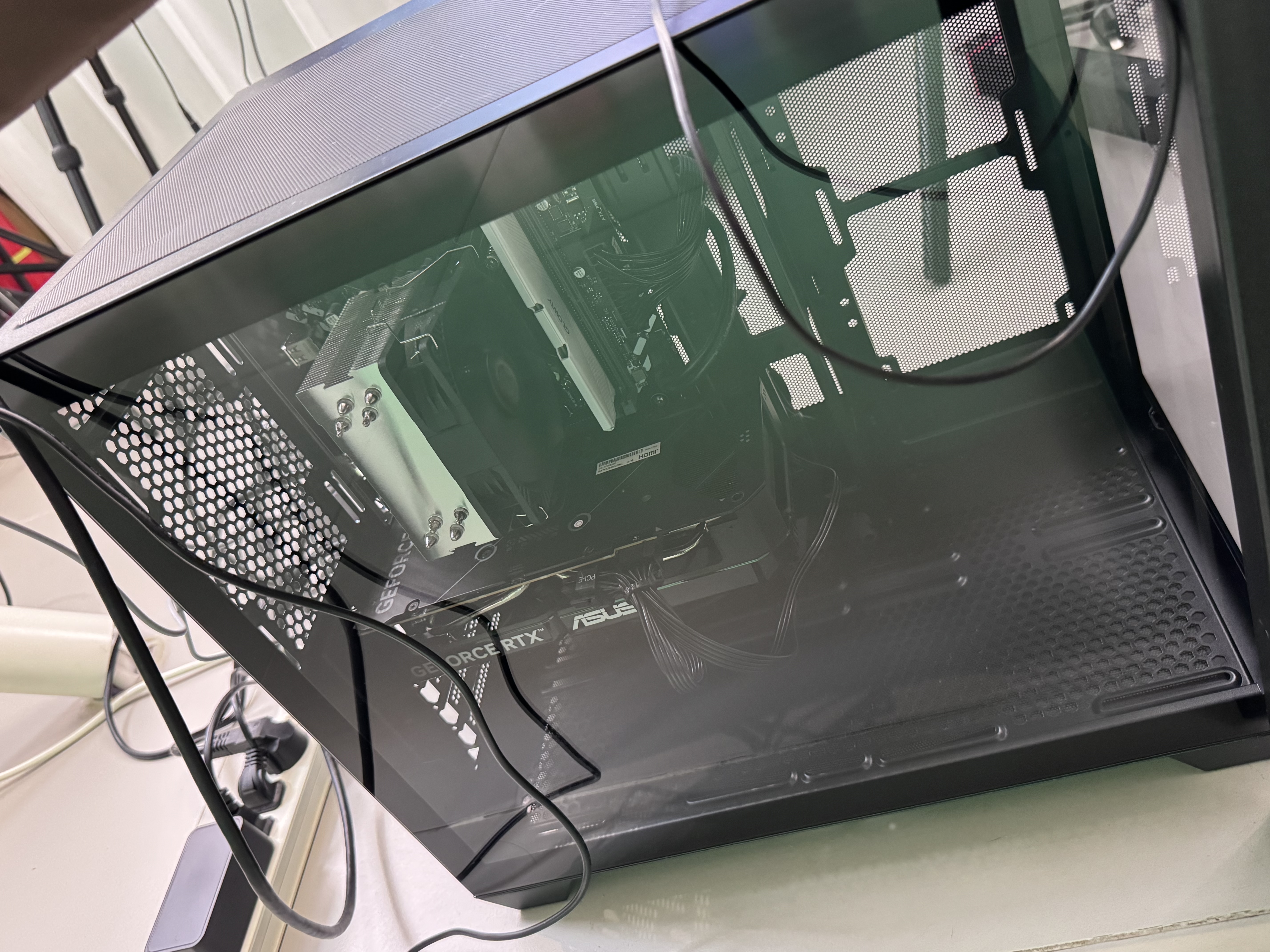 华硕（ASUS） i5 14400F/14600KF/RTX5060/5060Ti显卡台式电脑主机电竞游戏直播三角洲全套组装diy整机WJ11C i5 14400F/RTX5060丨规格六 华硕品质  实拍图