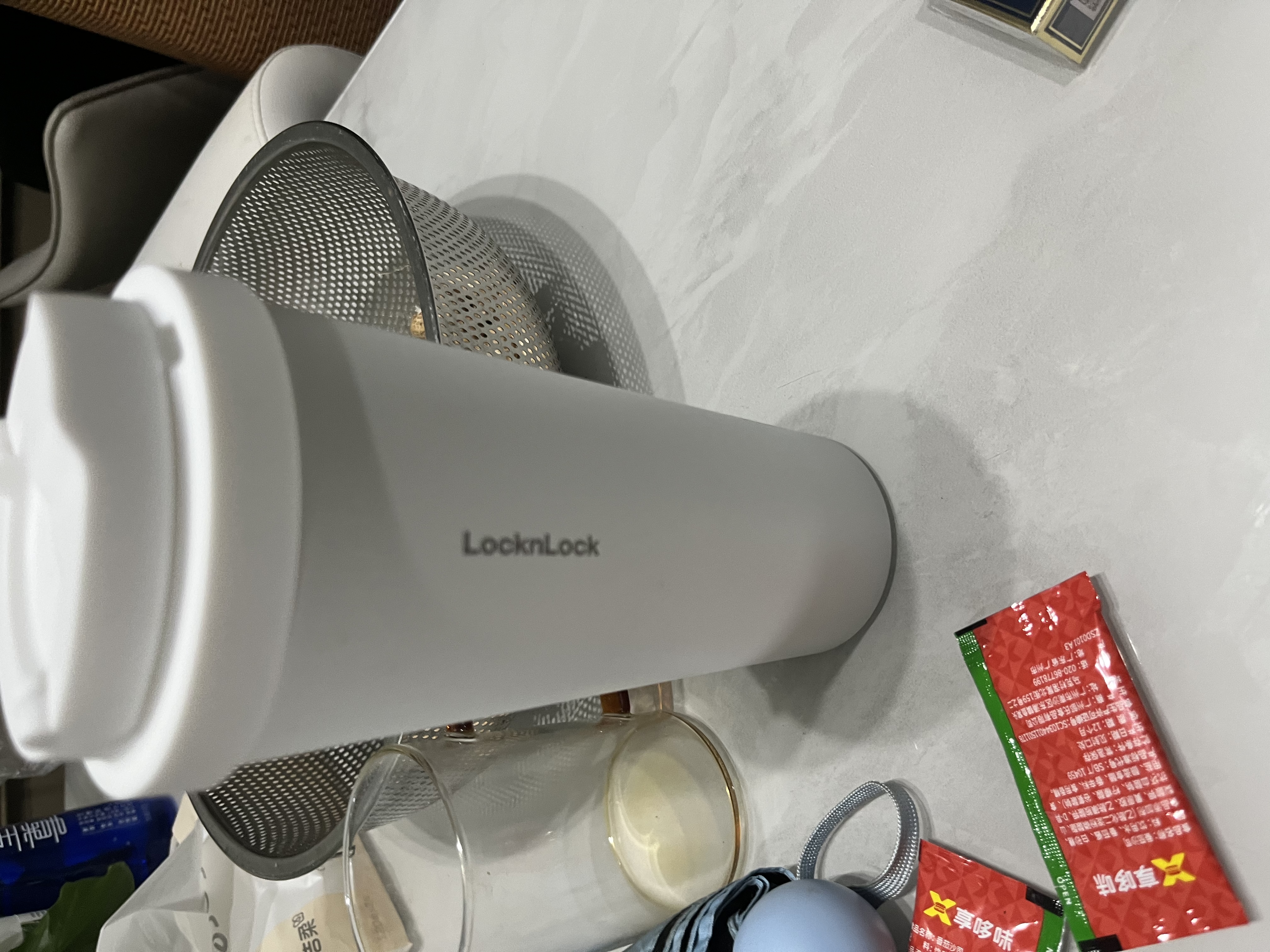 乐扣乐扣（LOCK&LOCK）遇见元气保温保冷咖啡杯弹跳盖男女颜值水杯550ML白色 实拍图