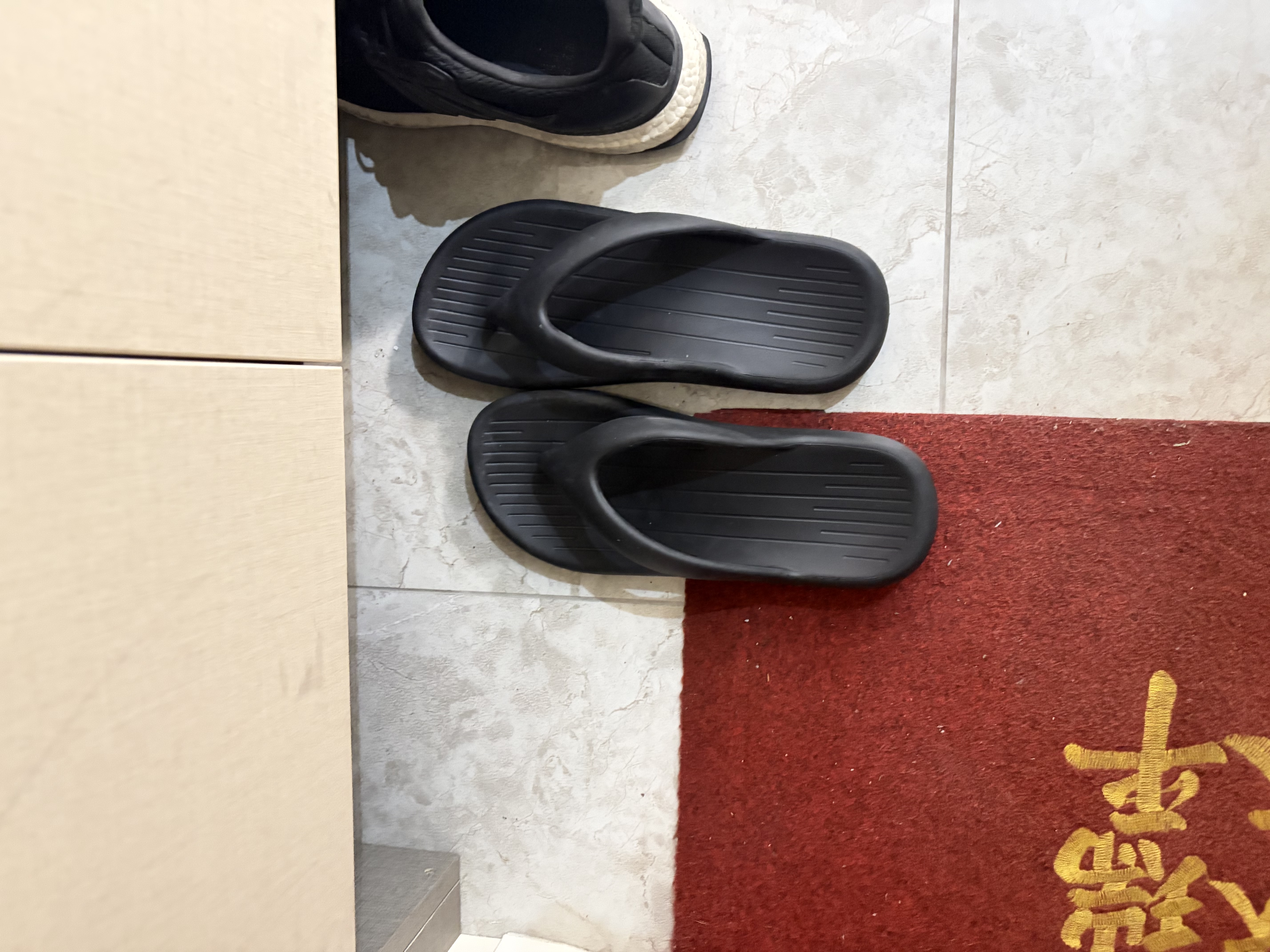 朴西晴沙人字拖鞋女士新款软底防滑可外穿海边凉拖鞋男 珍珠黑 42-43 实拍图