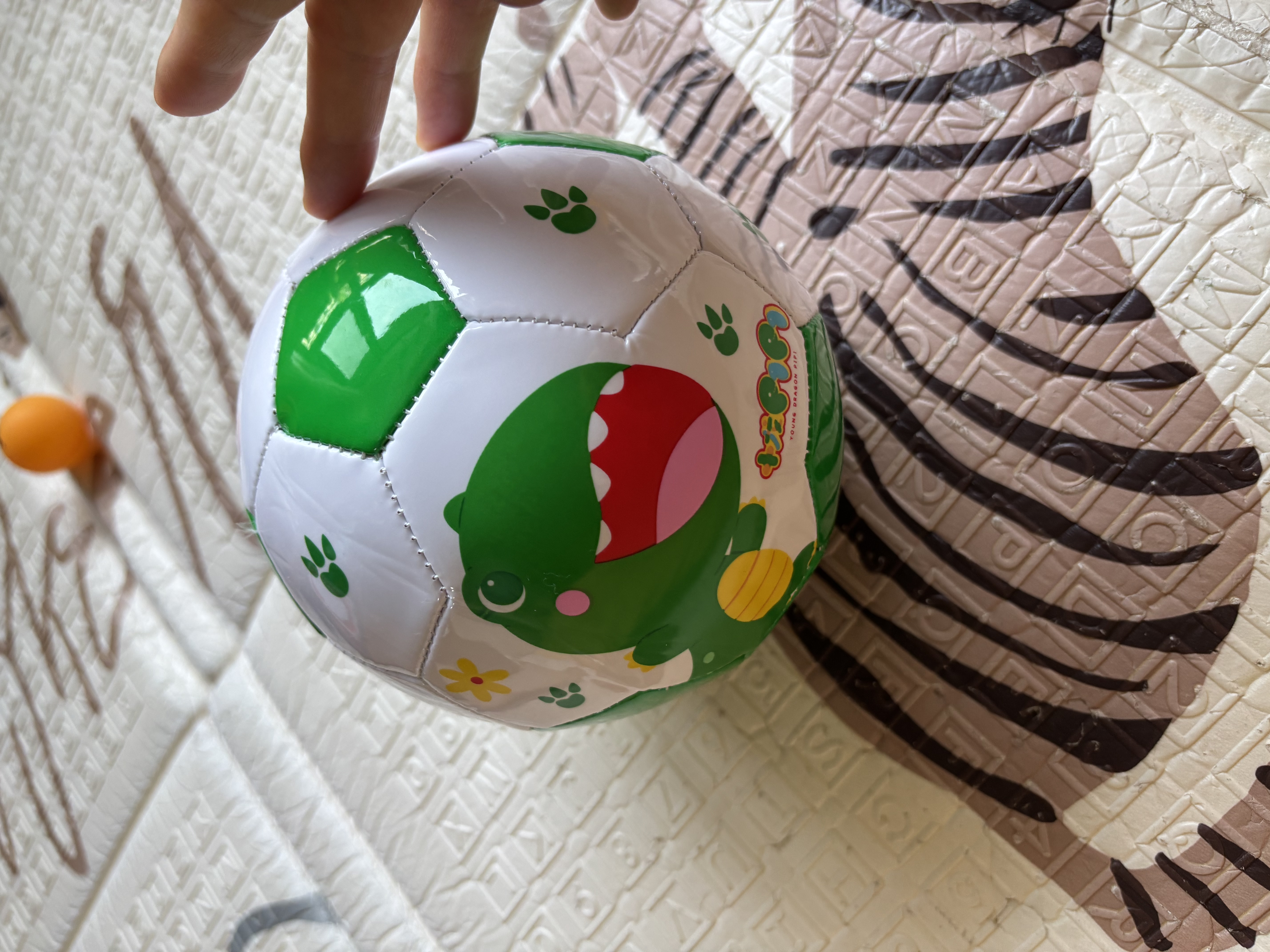 哈哈球儿童玩具球足球2号1-3岁婴儿宝宝幼儿感统拍拍小皮球恐龙绿 实拍图