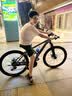 JEEP吉普山地车自行车学生成人减震碟刹通勤变速越野青少年巡航者C800 C800-辐条轮-高级灰 26寸(建议身高155-180cm) 24速运动版 实拍图