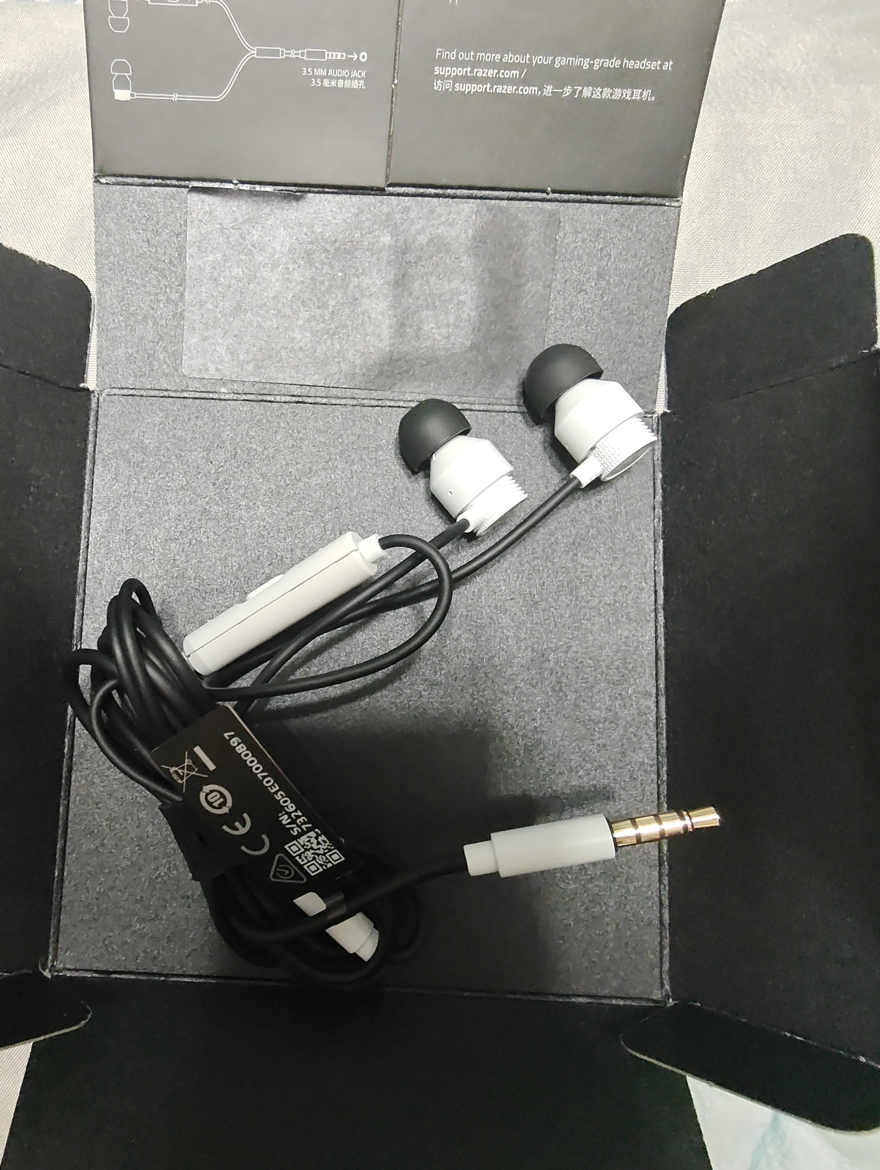 雷蛇（Razer）战锤狂鲨V3有线入耳式耳机 7.1环绕声 吃鸡神器 三角洲官方指定 Type C 白色（赠THX软件 可调EQ） 实拍图