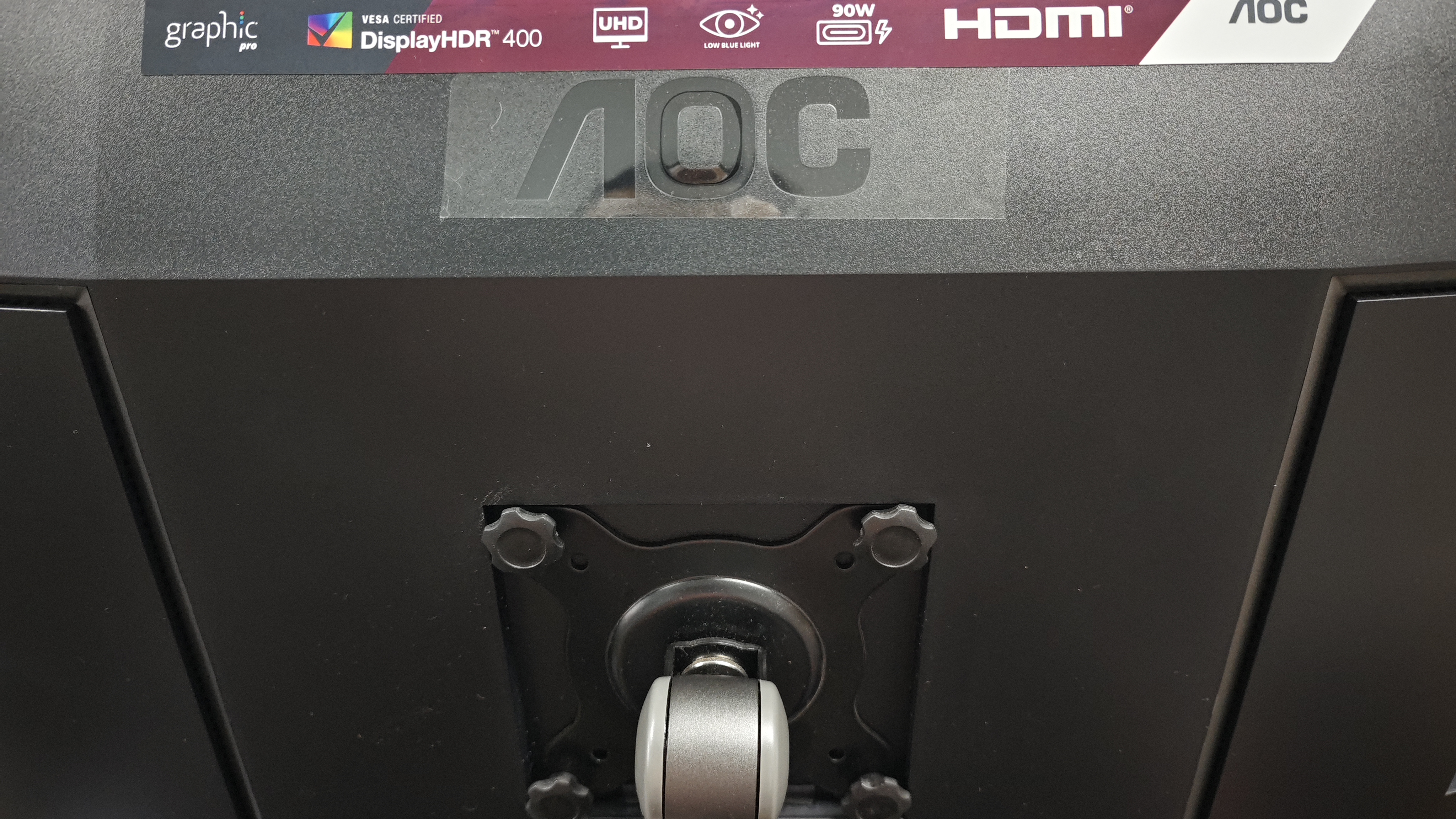 AOC 27英寸4K HDR400广色域 Type-C90W 自适应旋转感应 TUV硬件低蓝光 macmini节能办公显示器U27U3D 实拍图