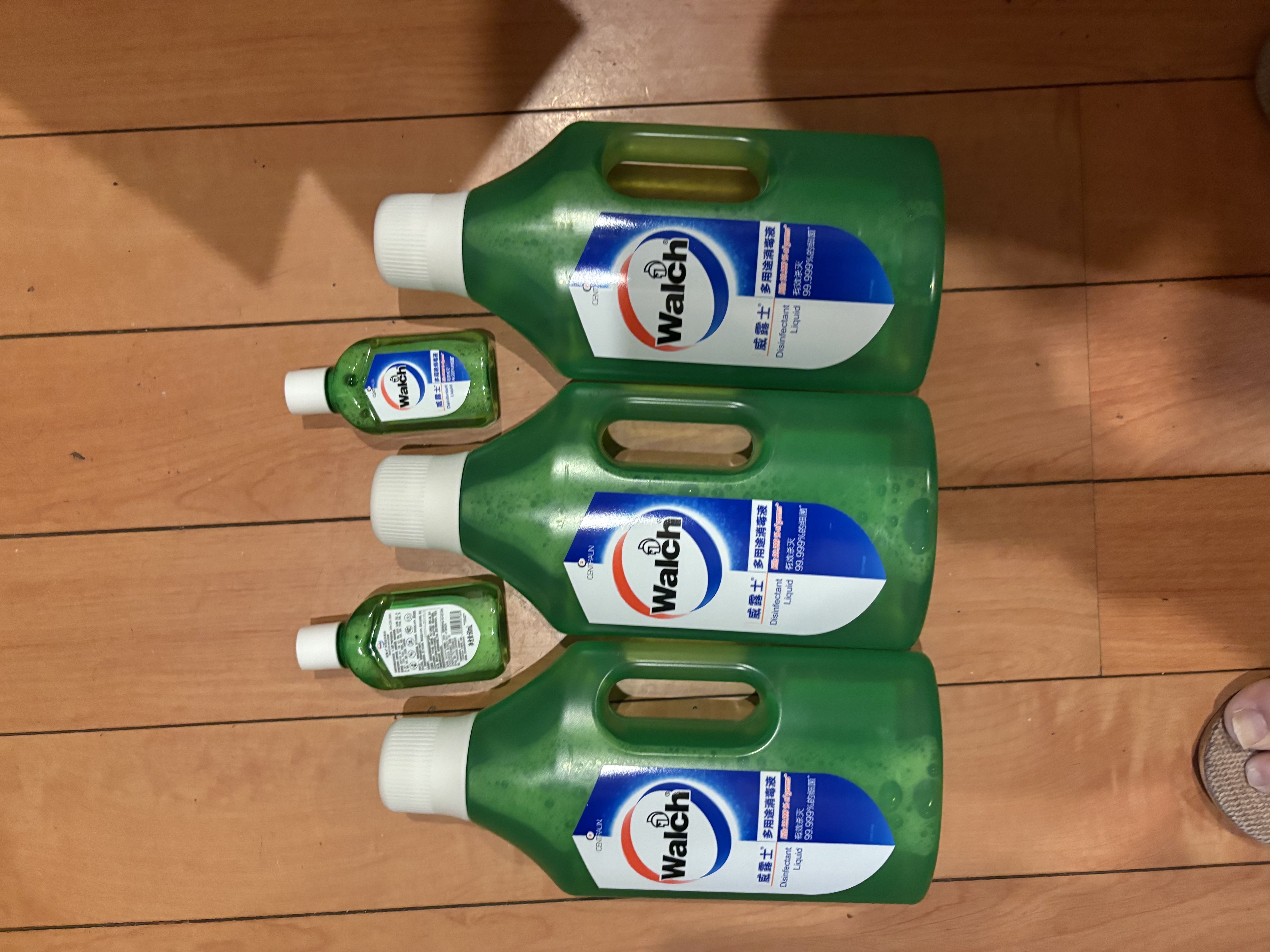 威露士（Walch）多用途消毒液(1L*3+60ml*2)衣物消毒水居家地板杀菌除螨 非84酒精 实拍图