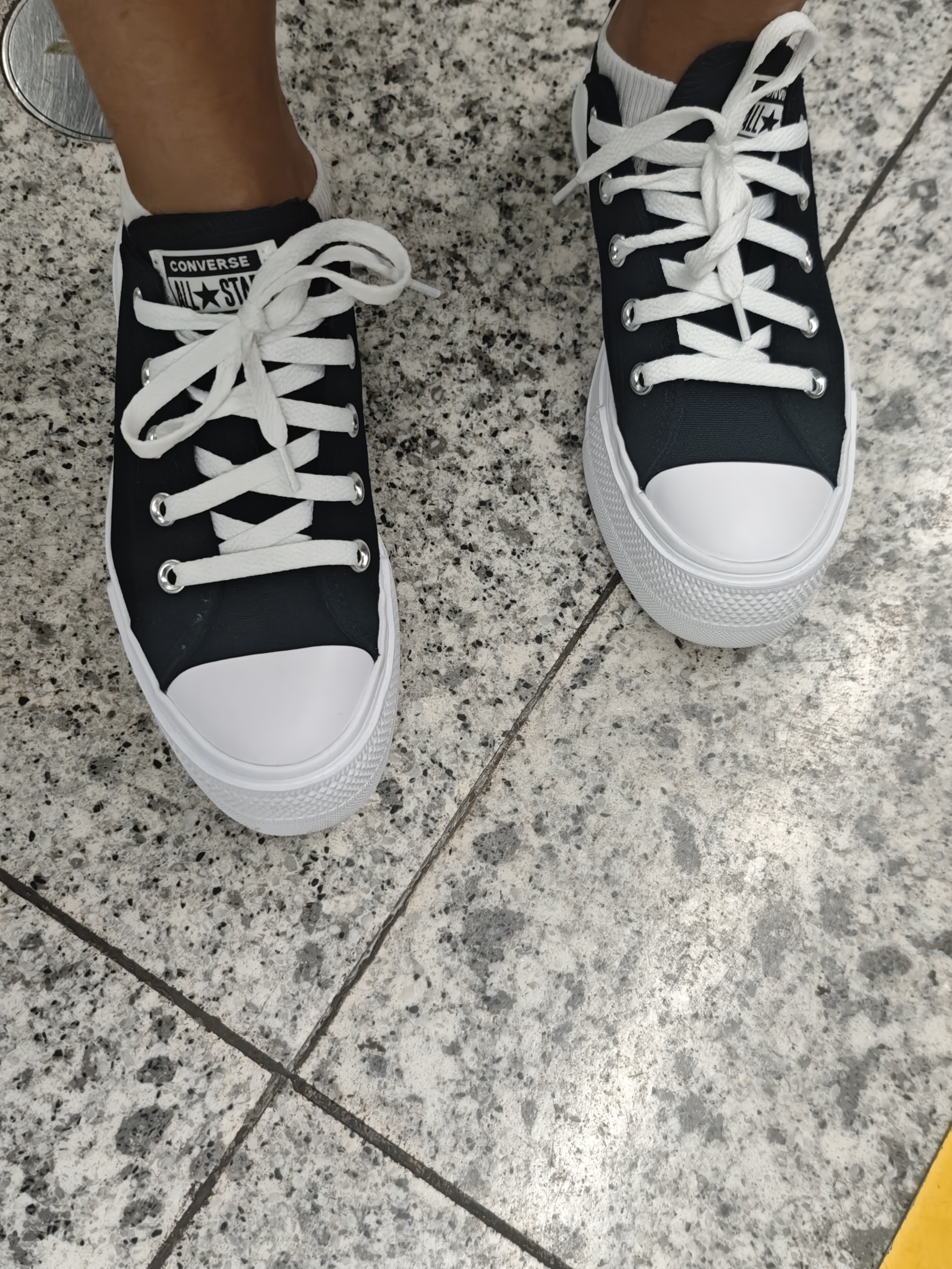 匡威（Converse）Day One Platform秋季新品棉花糖厚底运动鞋A25049C A25049C 黑色 37 实拍图