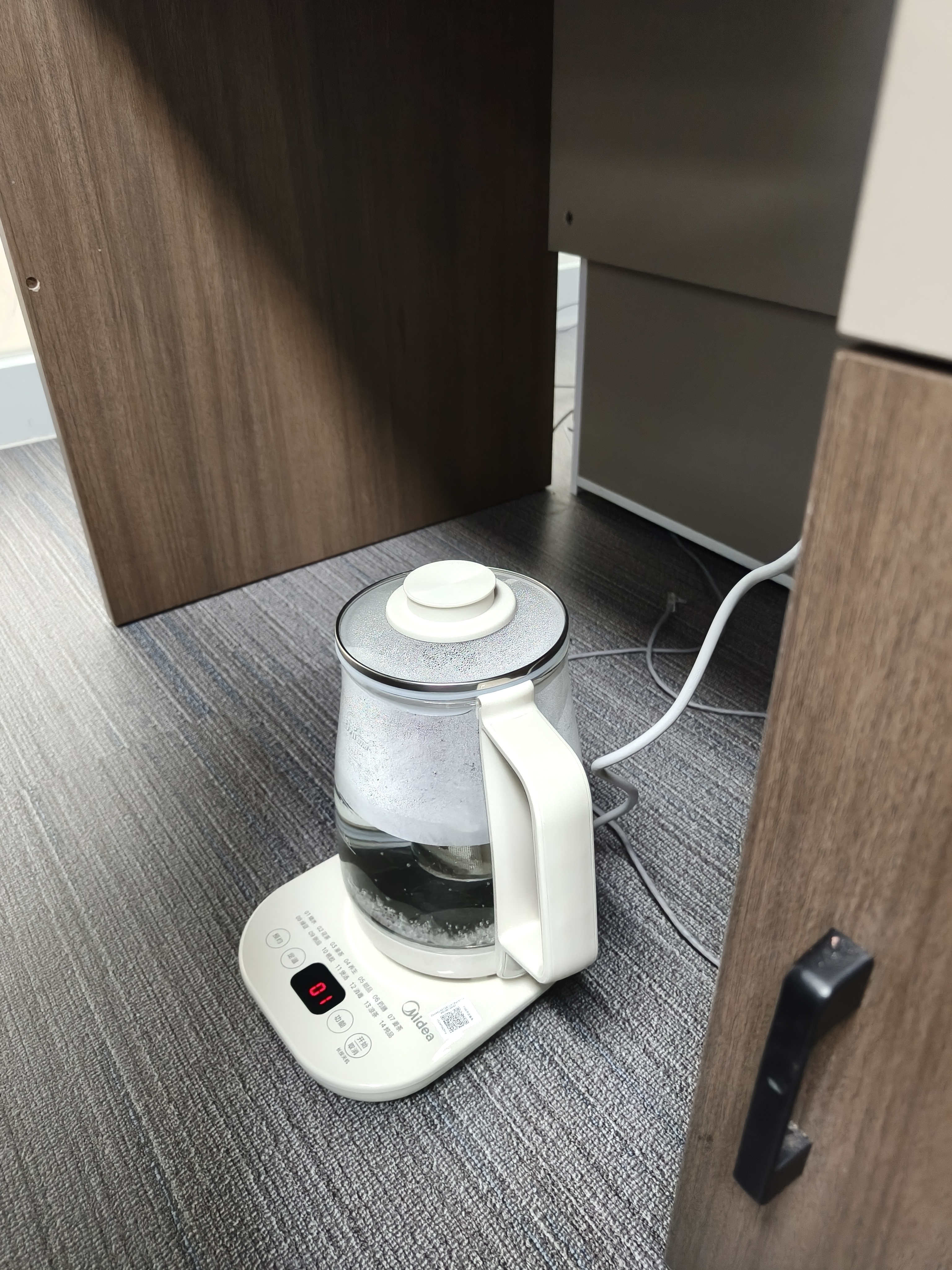 美的（Midea）养生壶 2L大容量全自动烧水壶 316L母婴材质调奶器煮茶壶 电热恒温煮茶器2000W大功率YS20P502Pro 实拍图