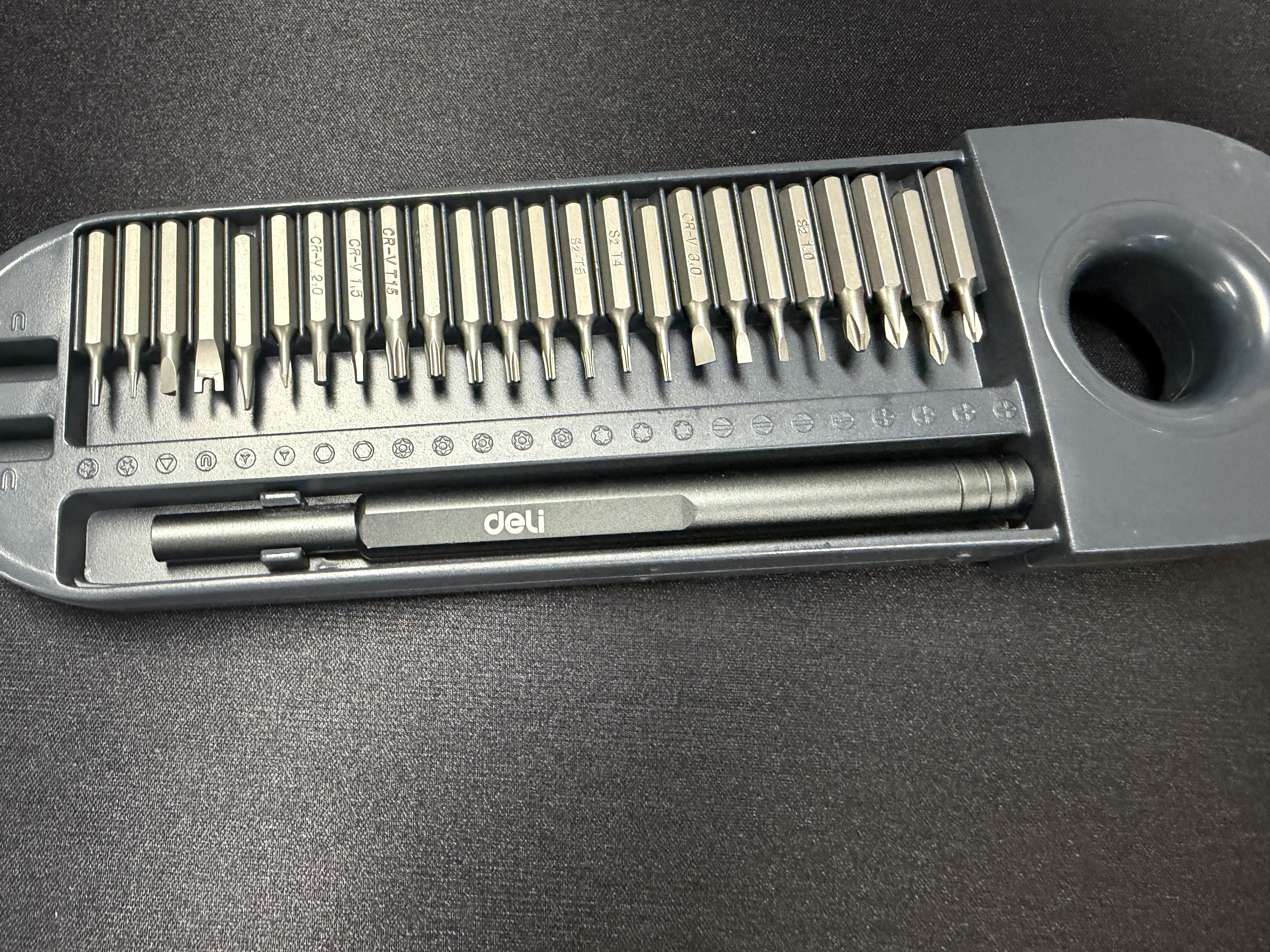 得力（deli）精密宝匣螺丝刀套装26合一笔记本拆机精密批头电 实拍图