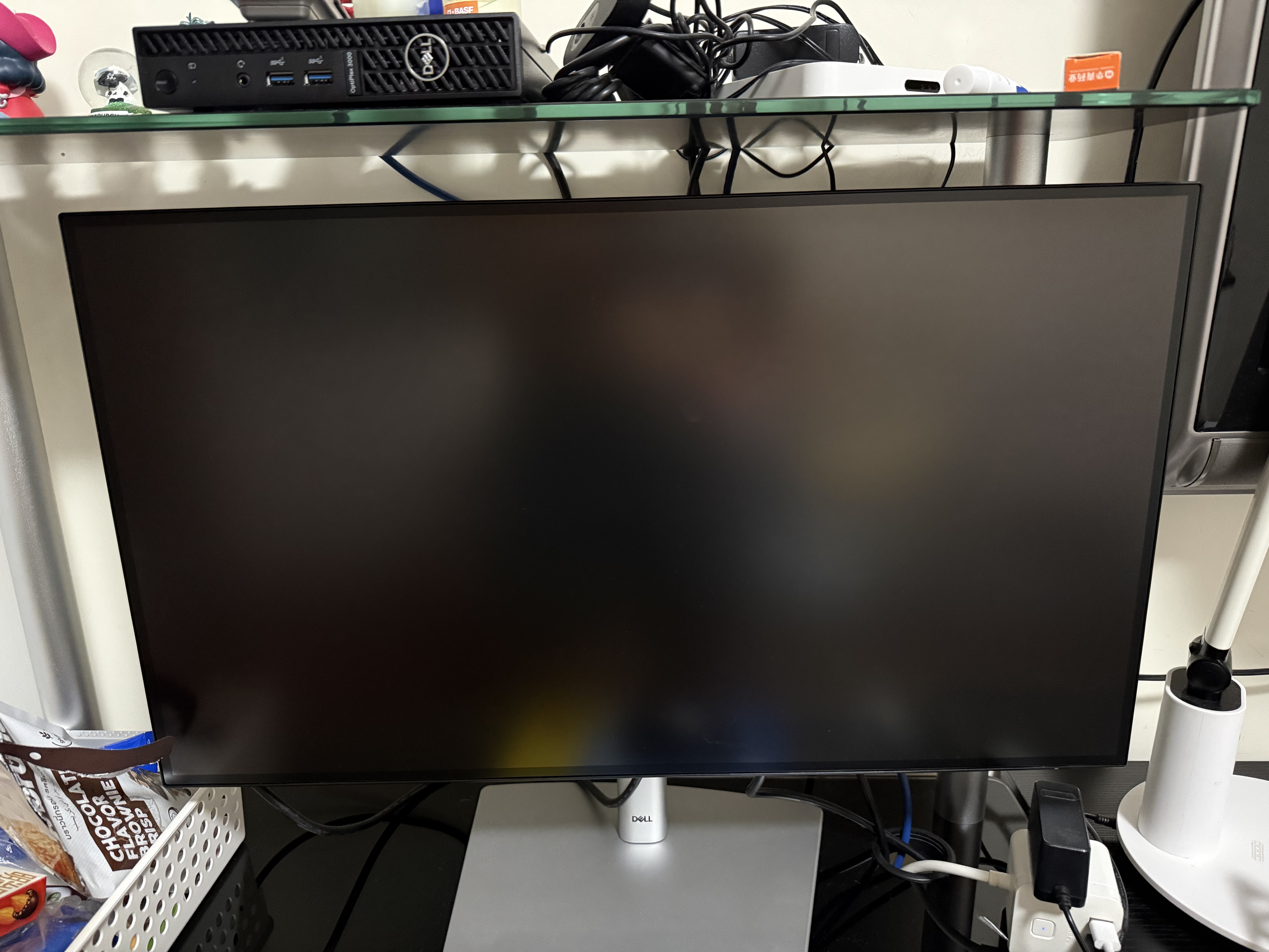 戴尔（DELL）UltraSharp 27英寸 2K显示器 IPS Black 120Hz 高刷 Type-C 15W手机充电 旋转升降 U2724D 实拍图