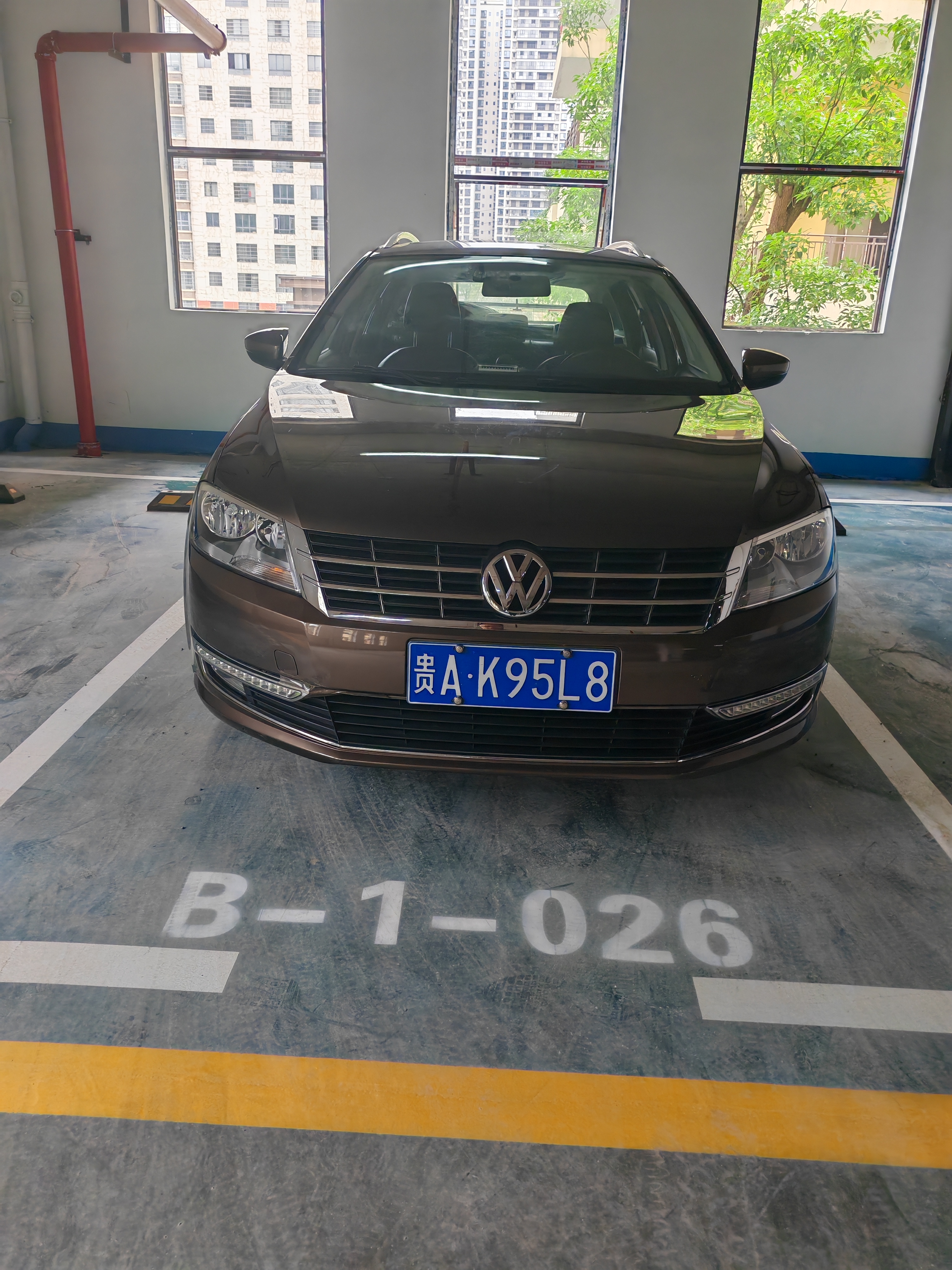 博世（BOSCH）DOT4plus升级版刹车油制动液离合器油塑料桶装通用型二升装(1L*2) 实拍图