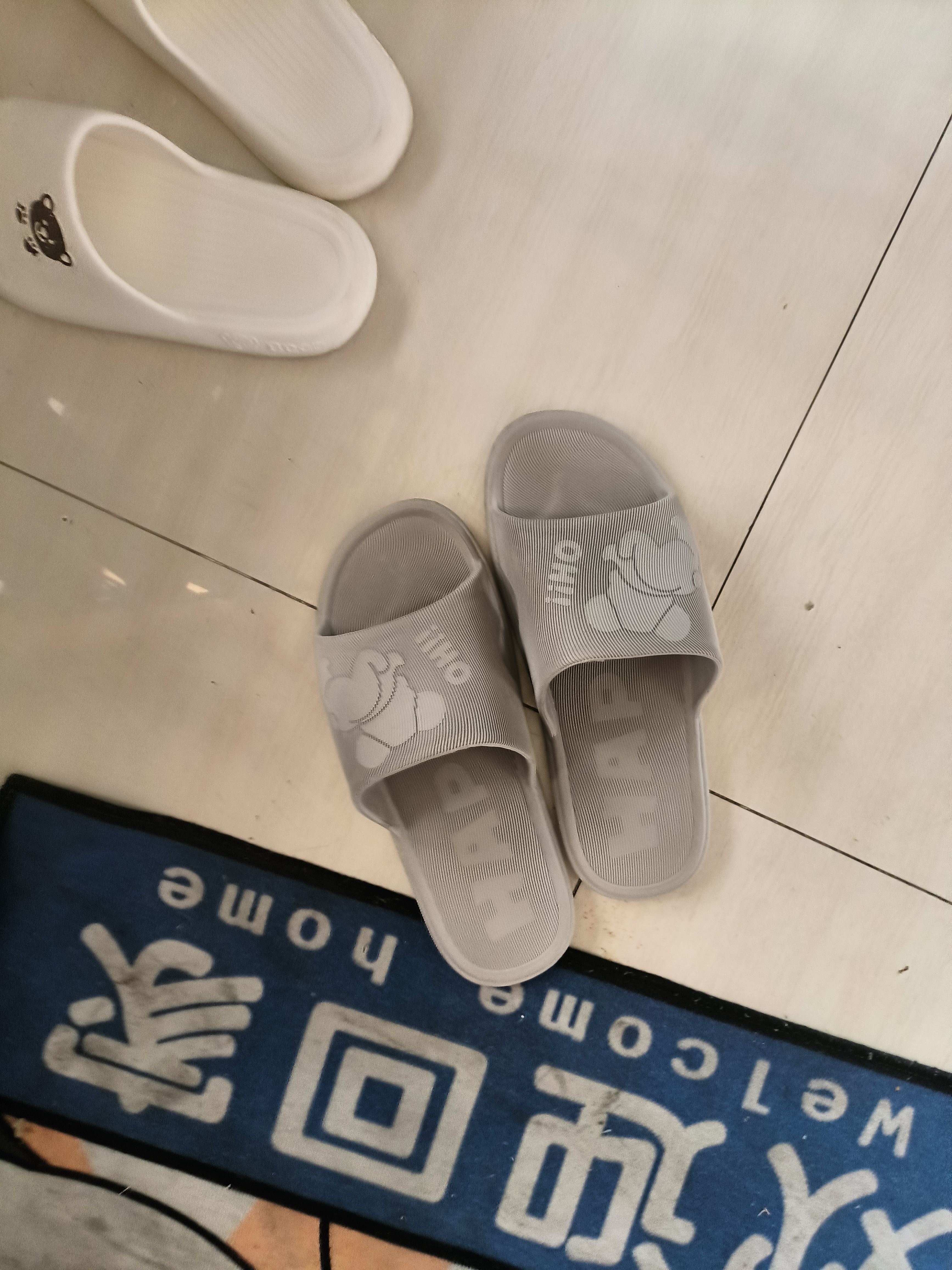 乐拖拖鞋男夏软底浴室排水室内轻便凉拖鞋 灰白44-45（适合43-44） 实拍图