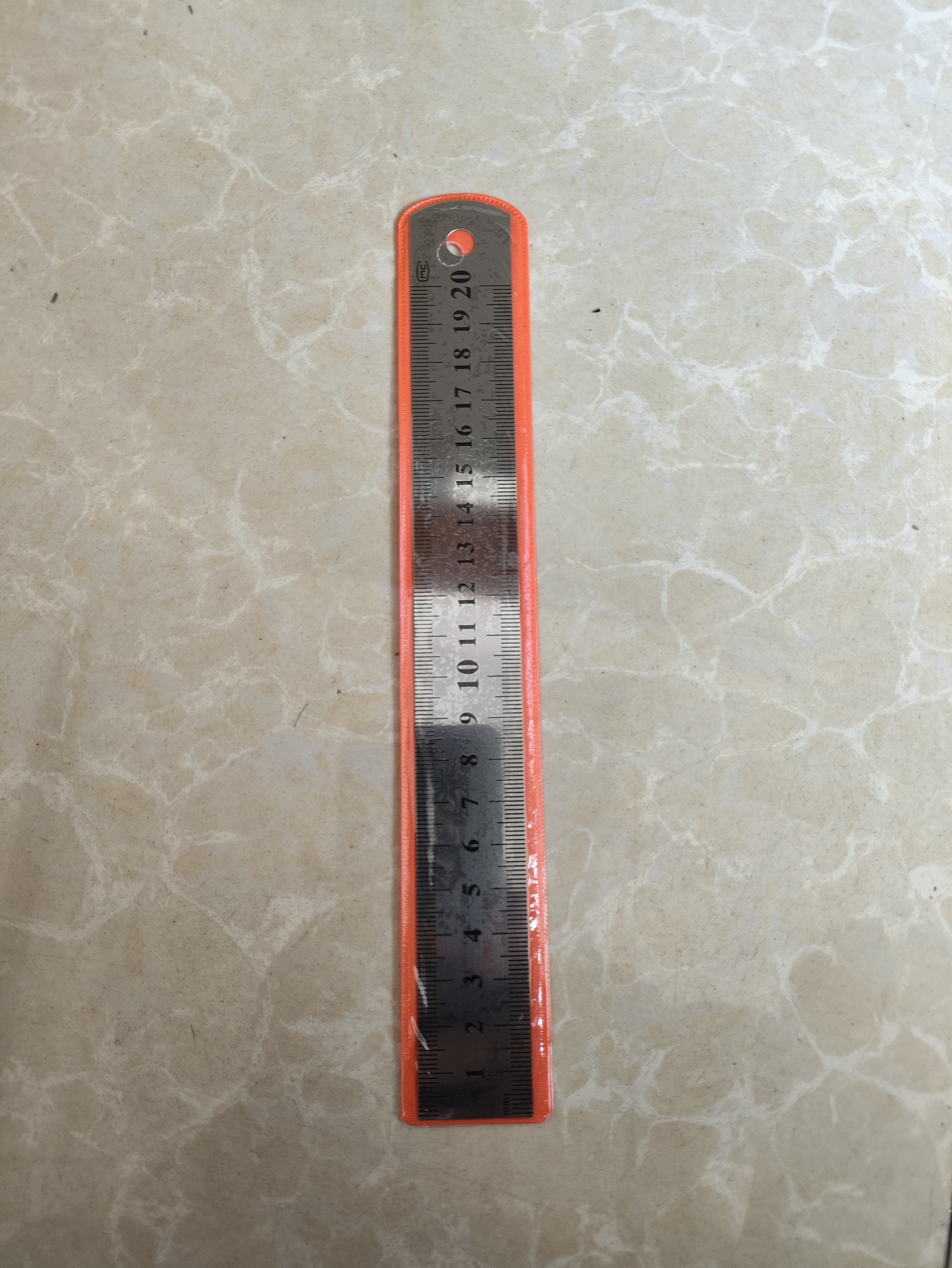 开学季节钢尺不锈钢直尺铁尺加厚硬尺15/30/50cm高精钢板尺 【长度20cm】 【2把装】 实拍图
