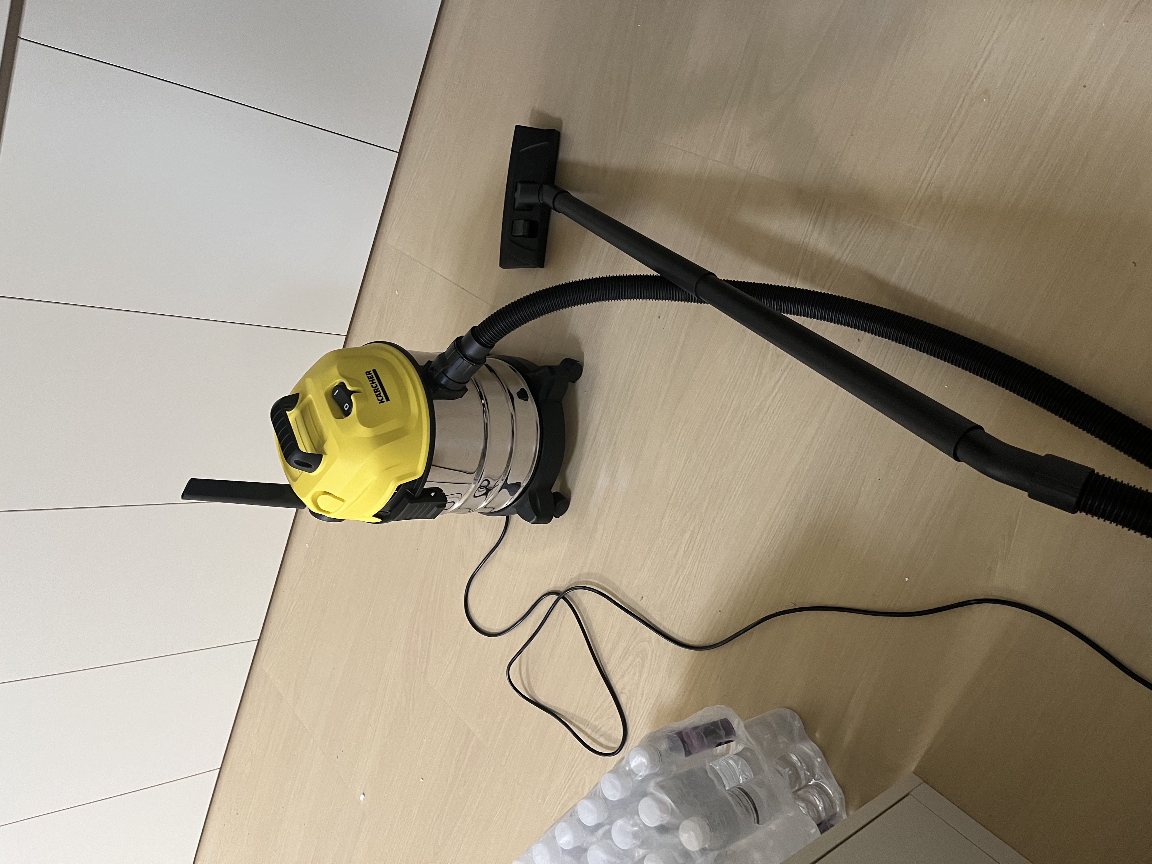 KARCHER桶式吸尘器18L干湿吹三用商用家用工业开荒装修保洁地毯大容量大吸力大功率WD1s WD1S标准版 实拍图